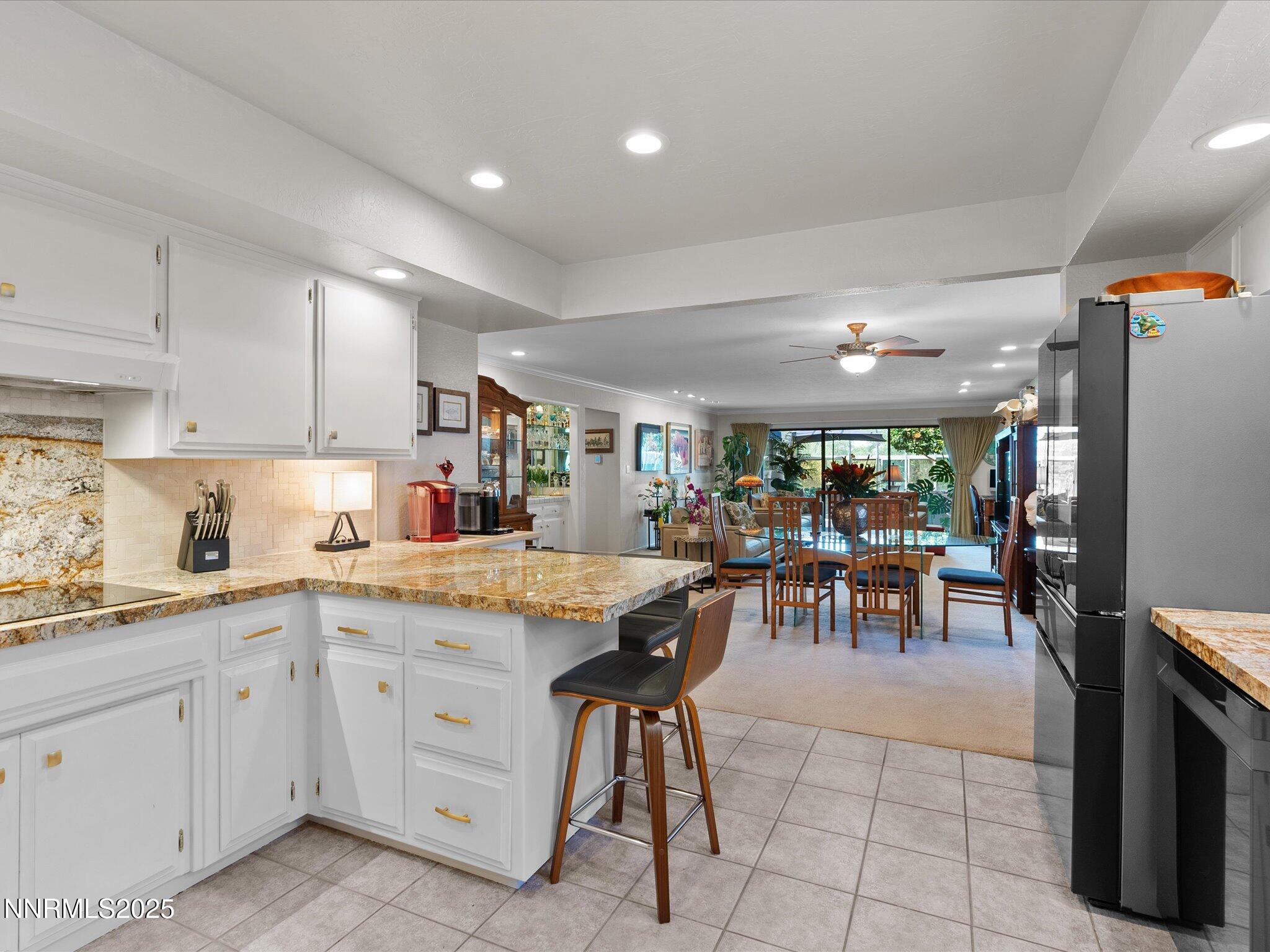 13-4833 Lakeridge Terrace W-112