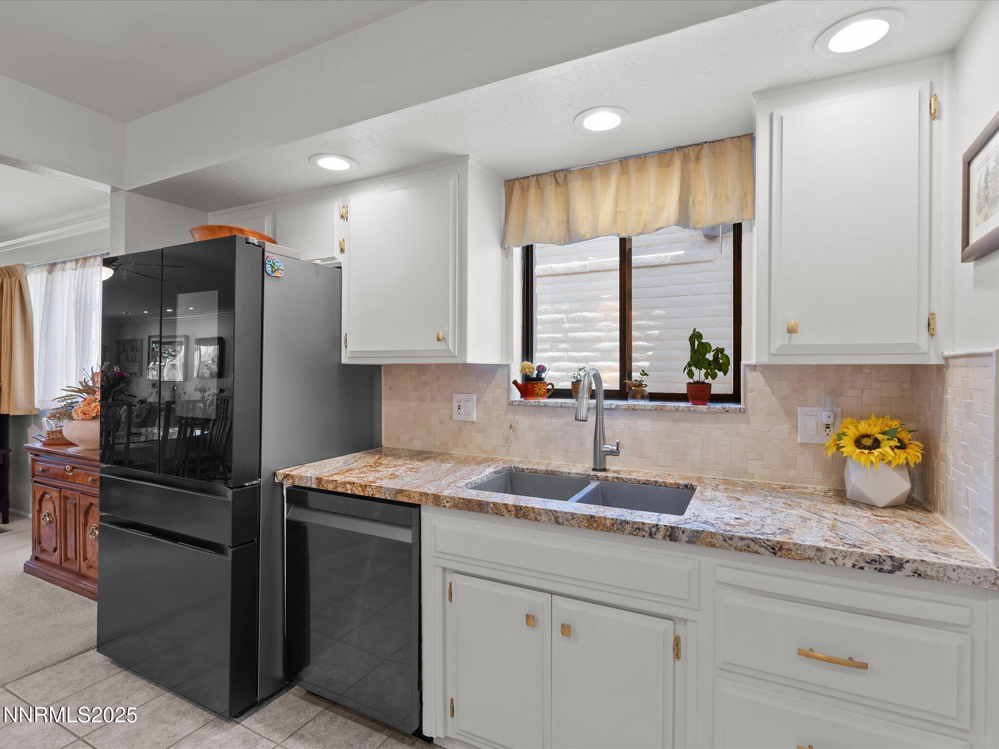 16-4833 Lakeridge Terrace W-115