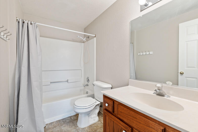 5005 Azurite Drive-22