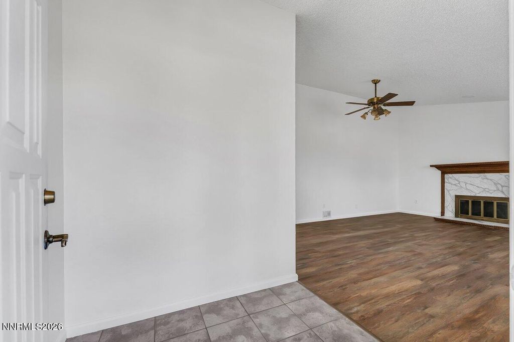 Photo of 2264 Fernwood Court, Sparks, NV 89434 (MLS # 260002547)