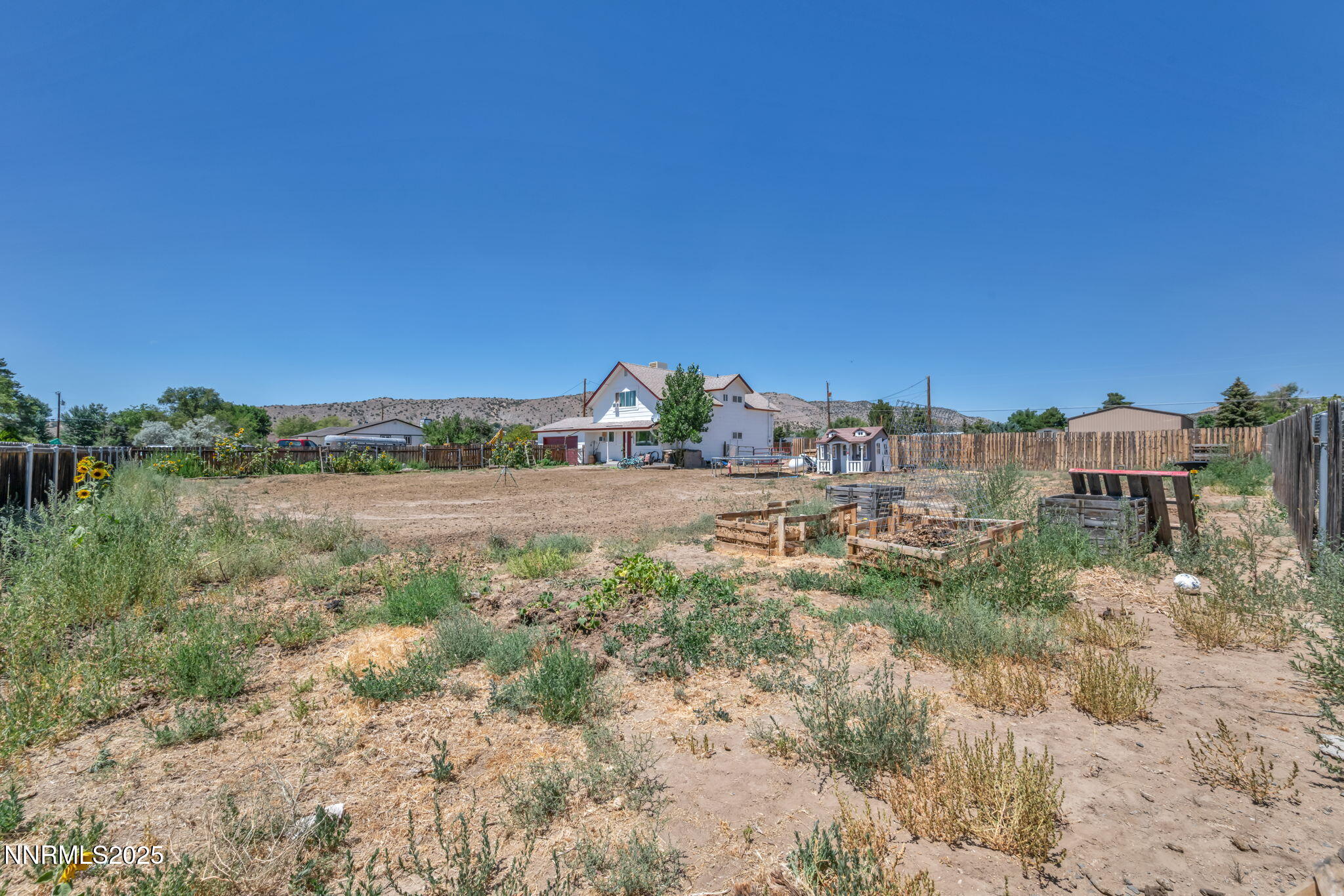 20-web-or-mls-11595-deodar-way