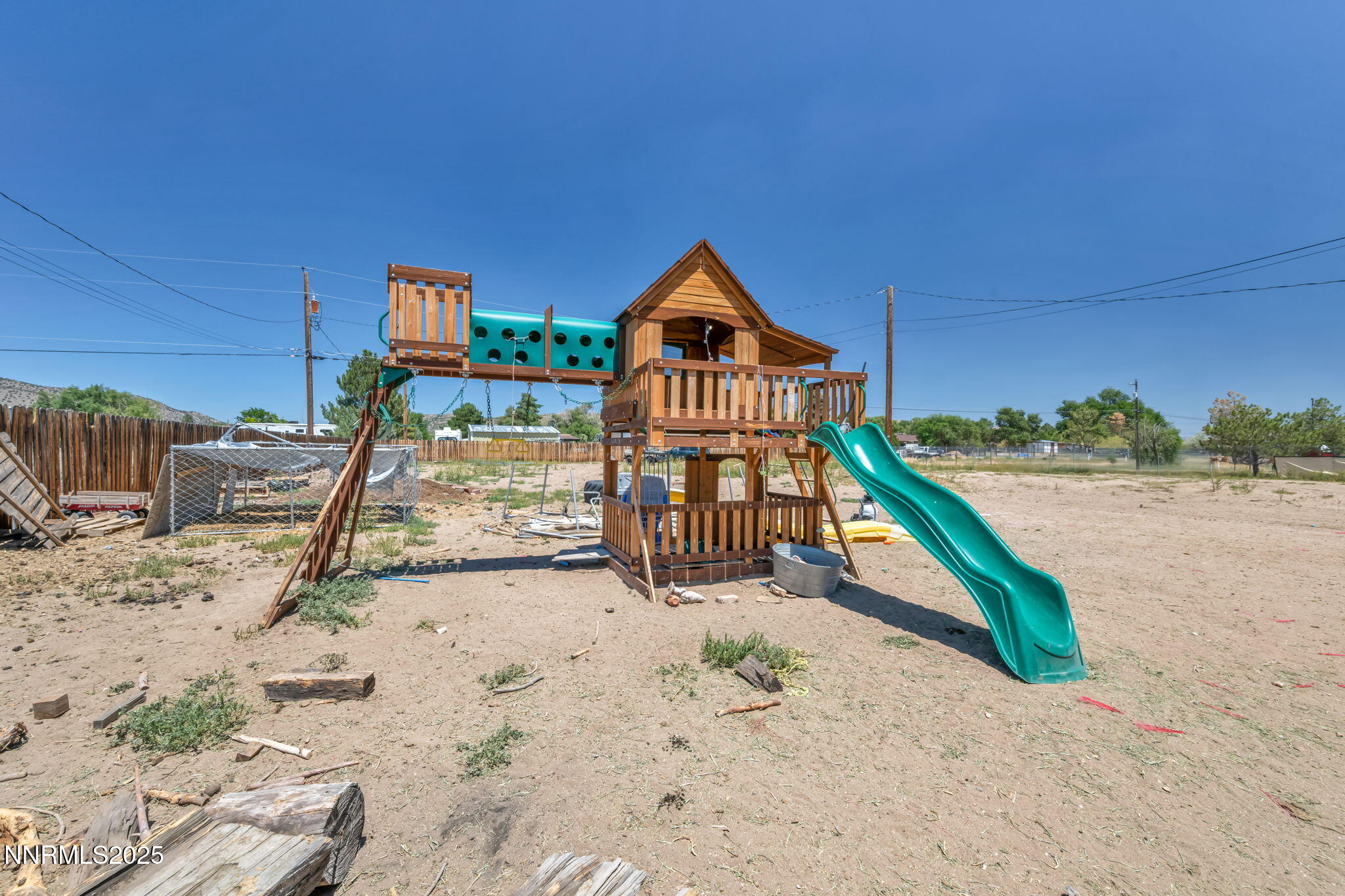 17-web-or-mls-11595-deodar-way