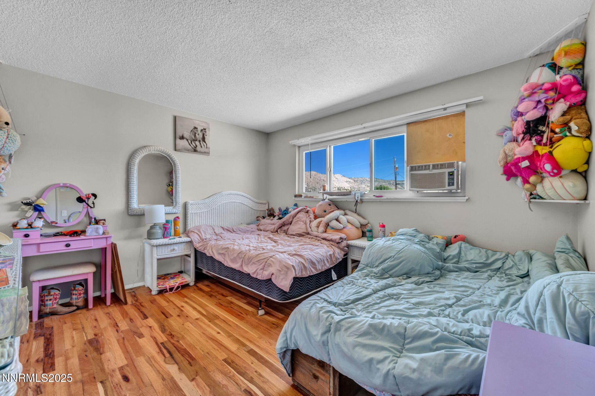 46-web-or-mls-11595-deodar-way