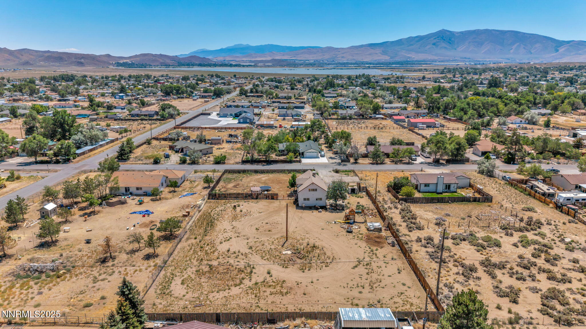 25-web-or-mls-11595-deodar-way