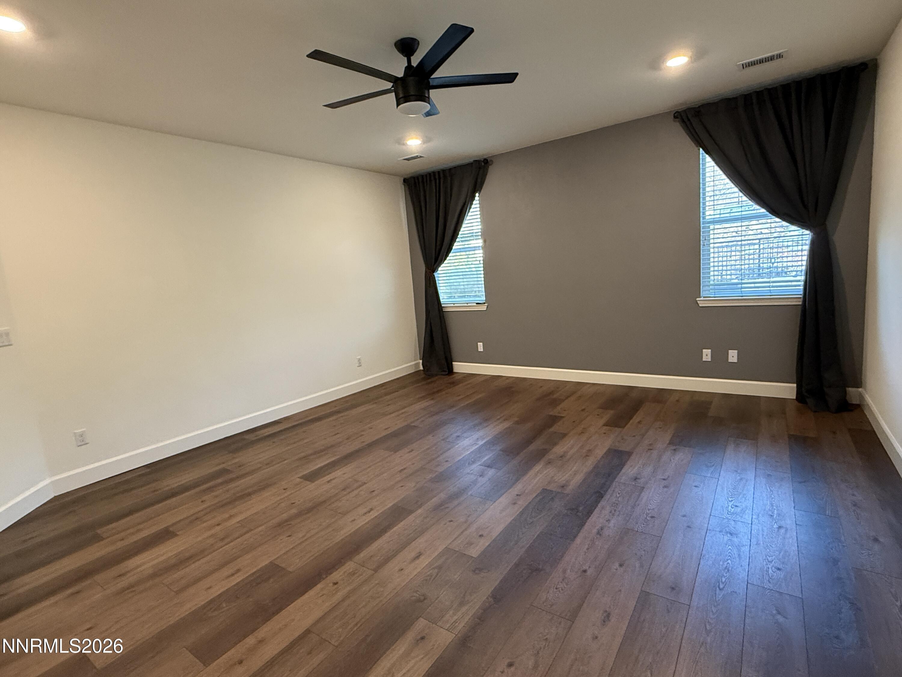 445B7B49-0CC3-475B-AD07-A5E8221BEFE0