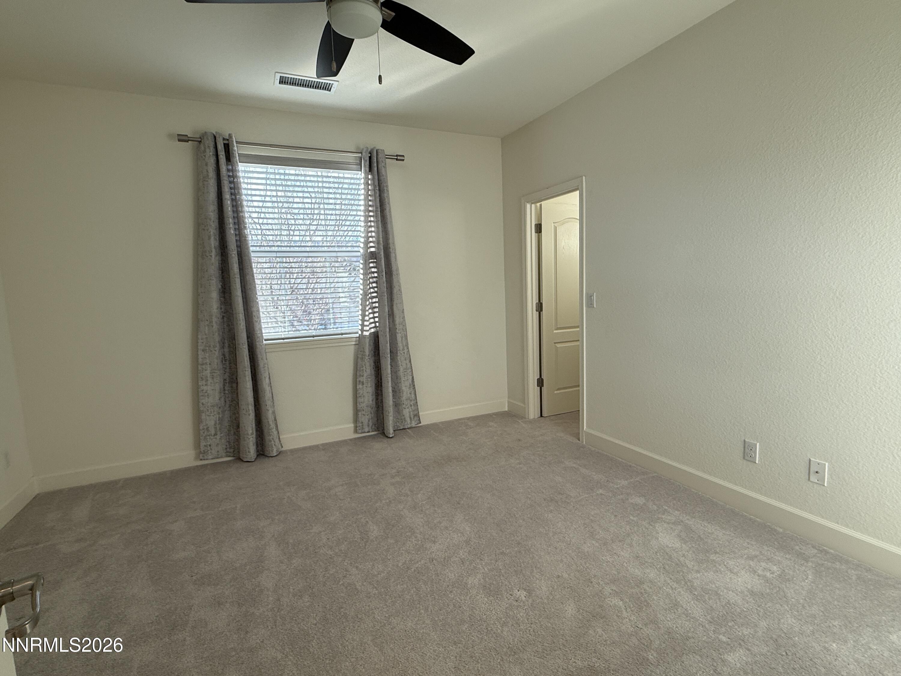 F4AE9402-96C7-4985-82DB-CDD9FBE34A34