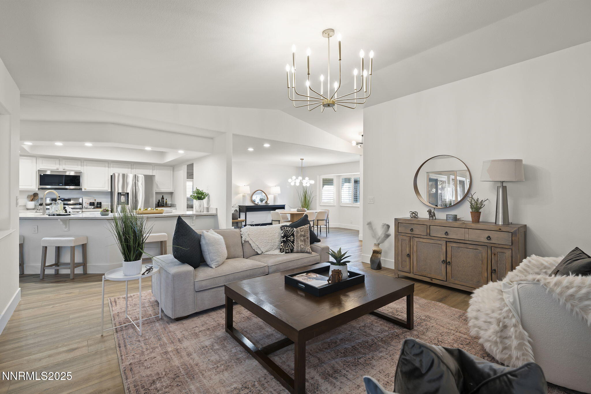 8-web-or-mls-_DSC2026