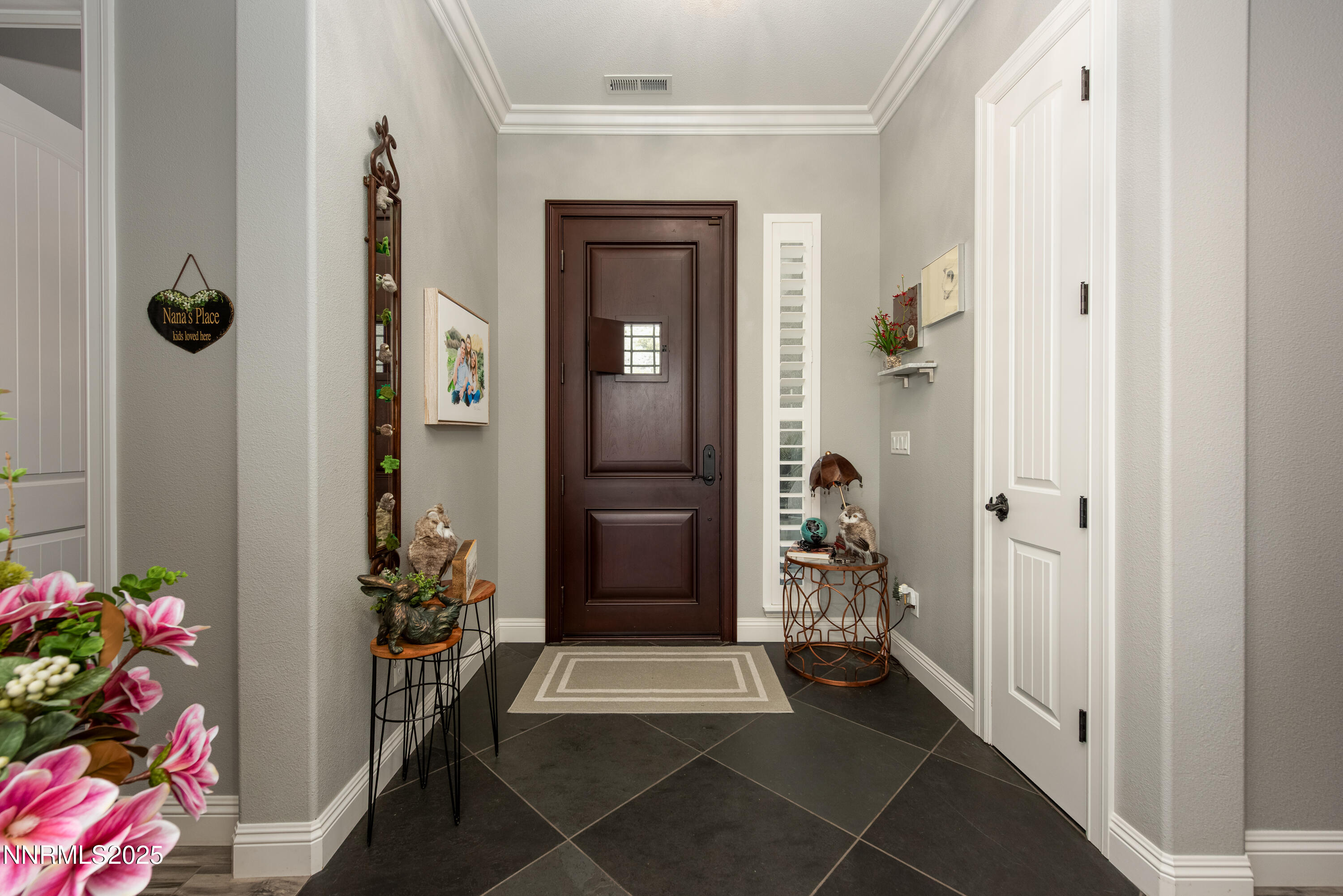 2092 Canterbury Lane