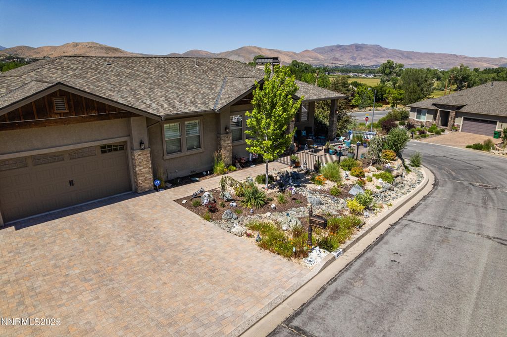 Photo of 2092 Canterbury Lane, Carson City, NV 89703 (MLS # 250051795)