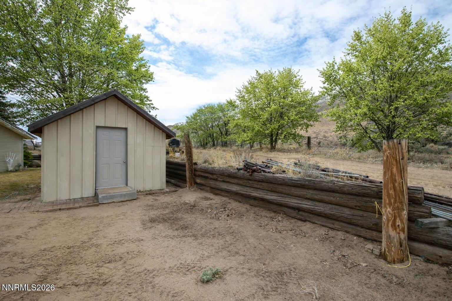 C25D6403-20ED-48AF-A735-CFC3E3966723