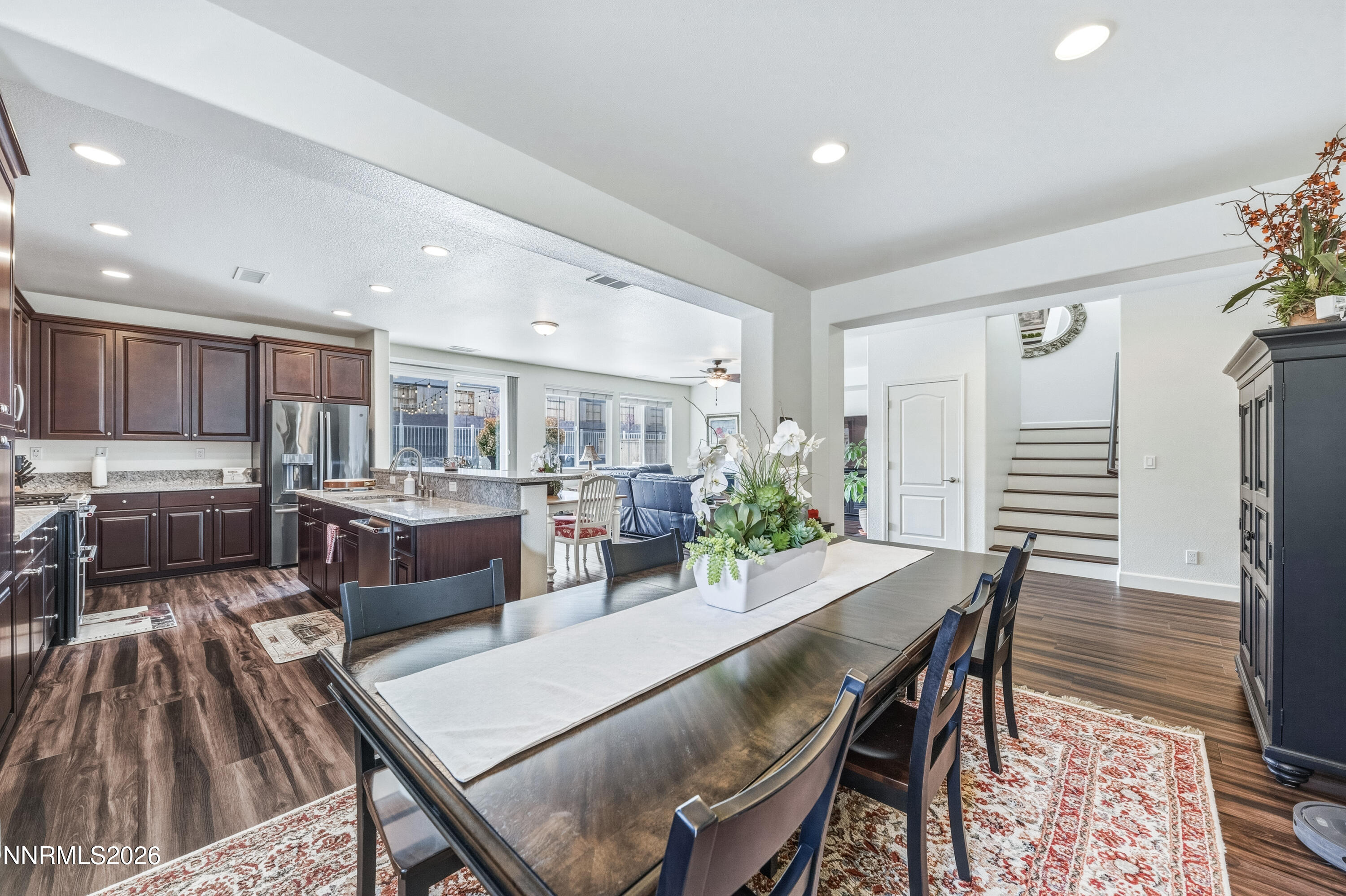 2084 Whitecliff Drive