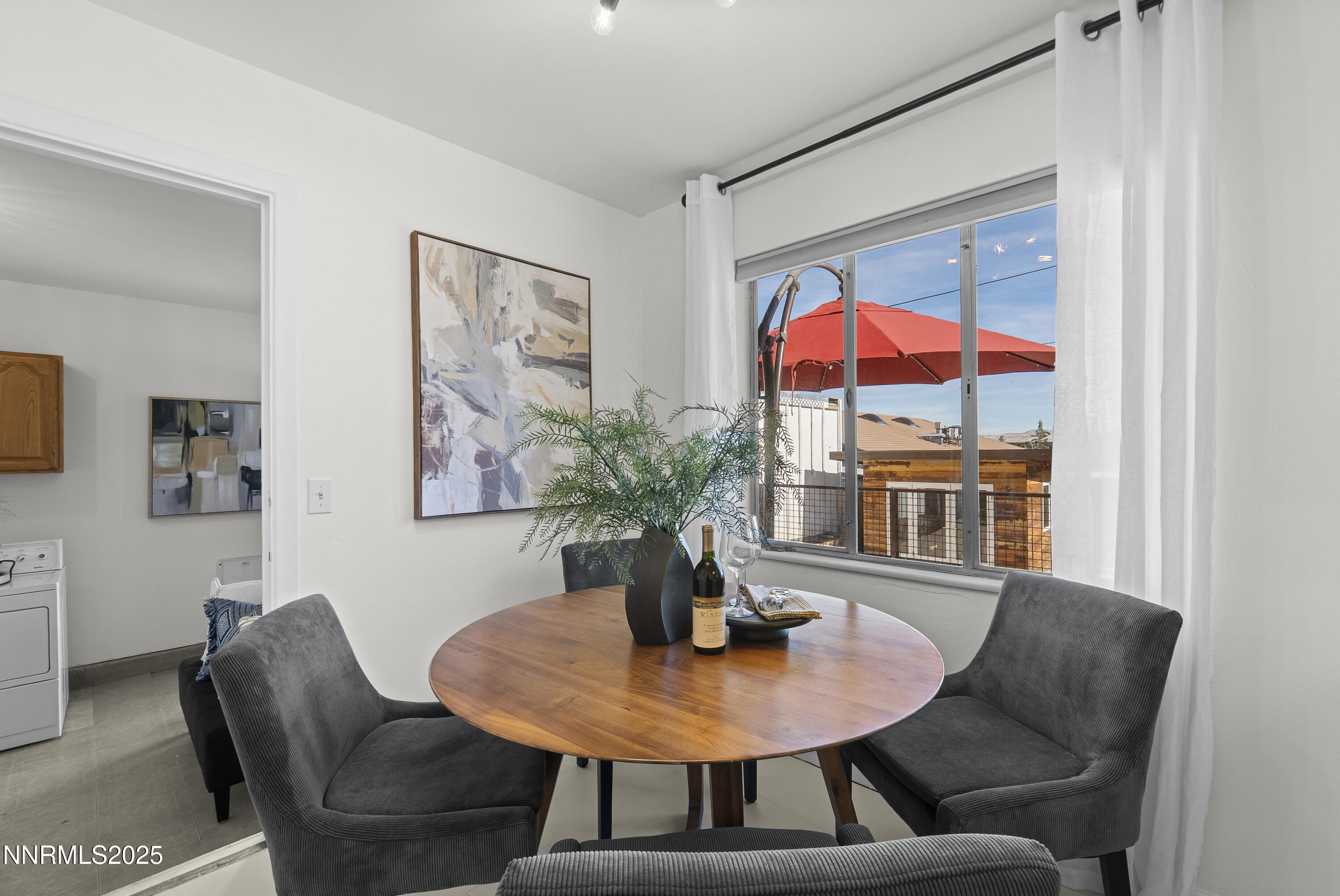 11-1692 Oakhurst Ave Reno NV 89509 (11 o