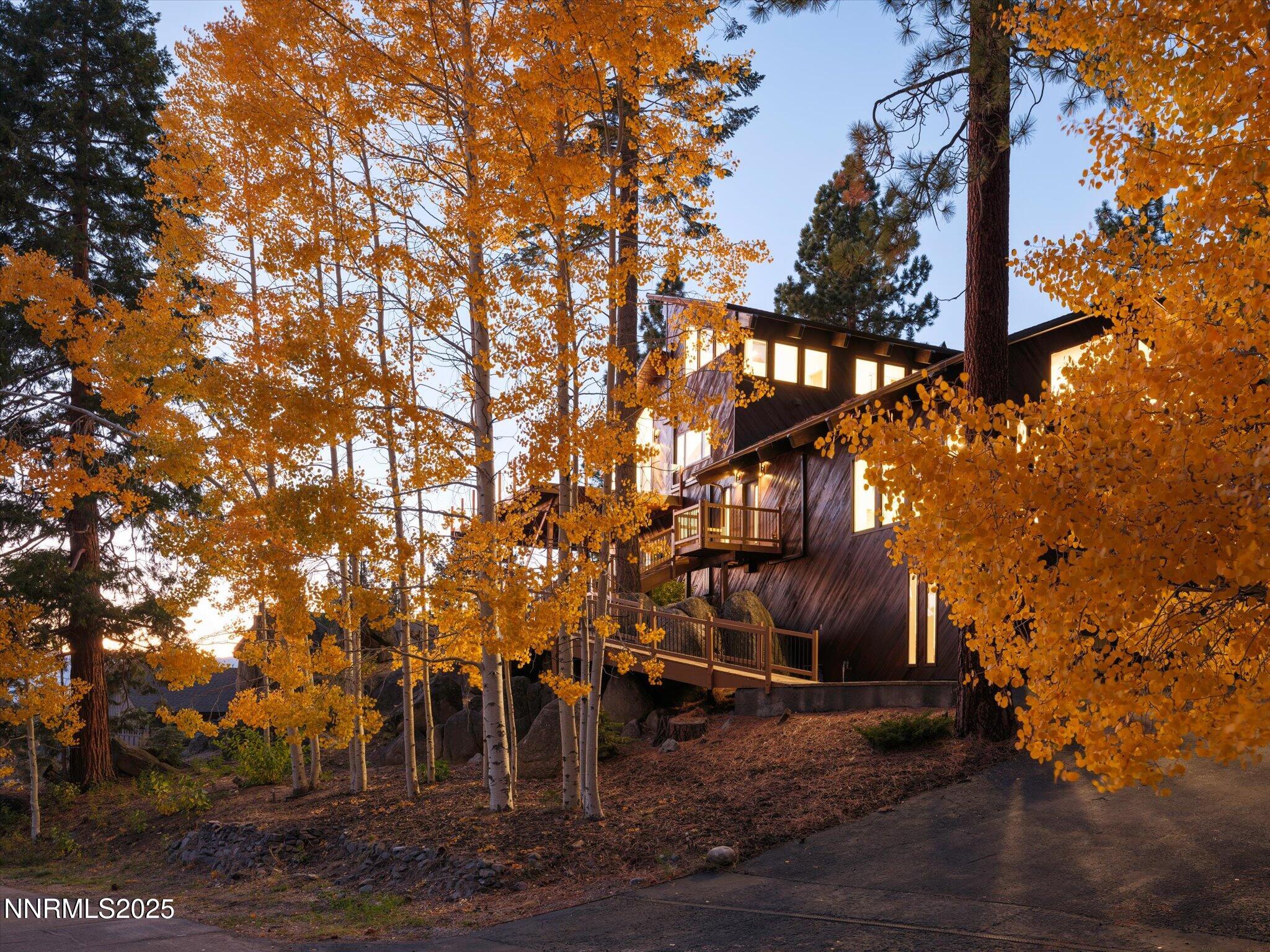 32-Front Exterior Twilight