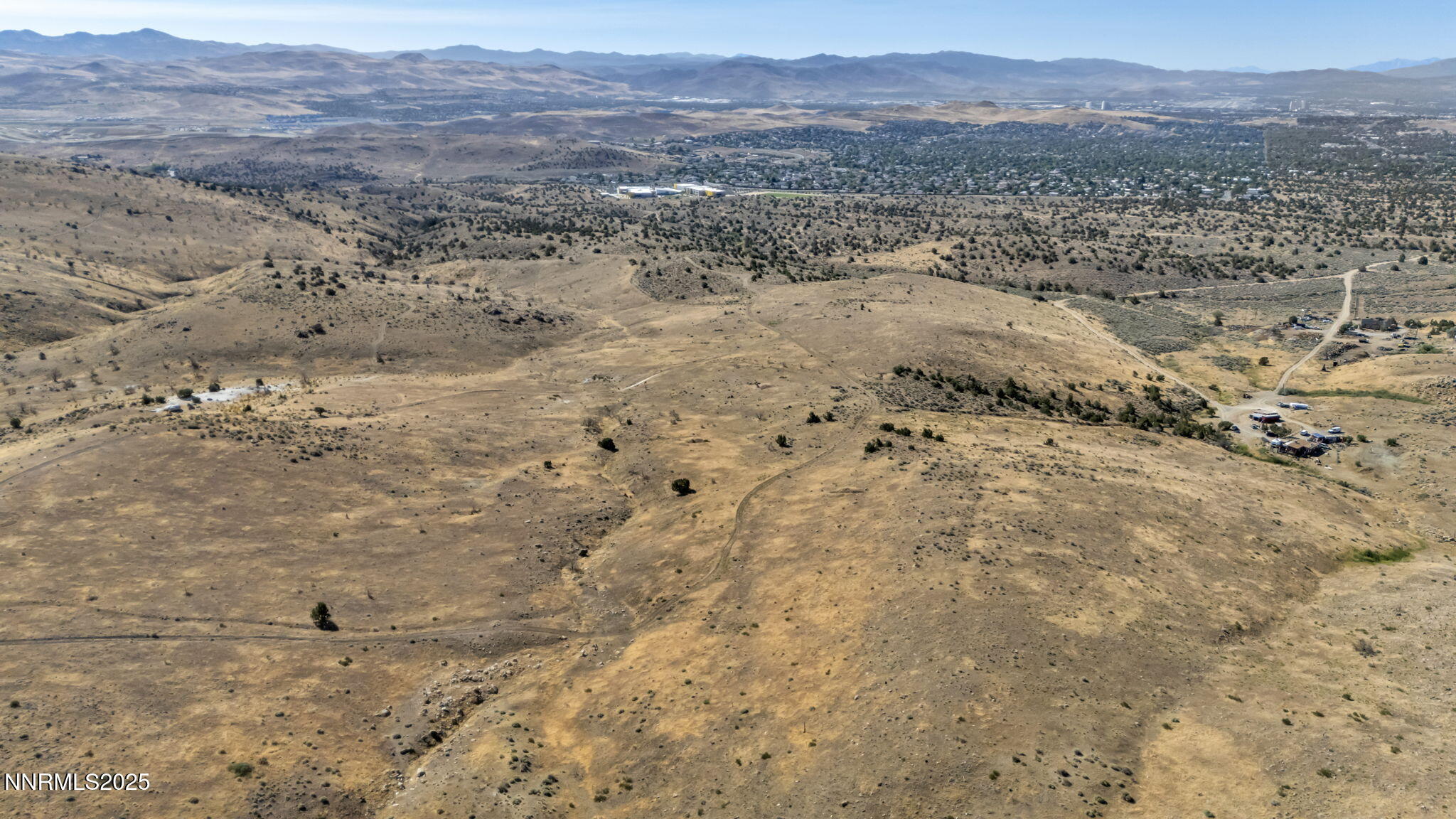 7-web-or-mls-8560-chimney-rd