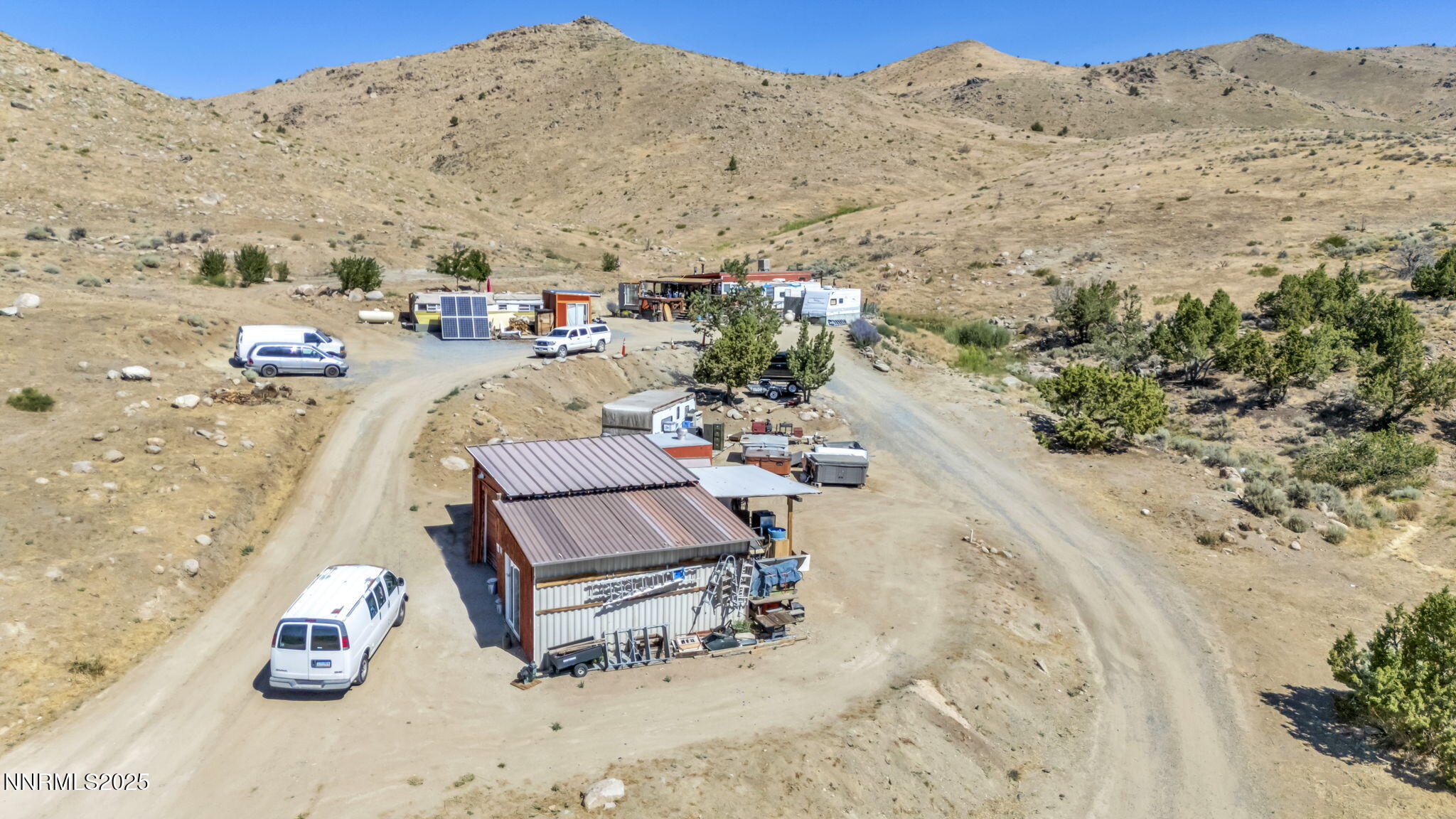 27-web-or-mls-8560-chimney-rd