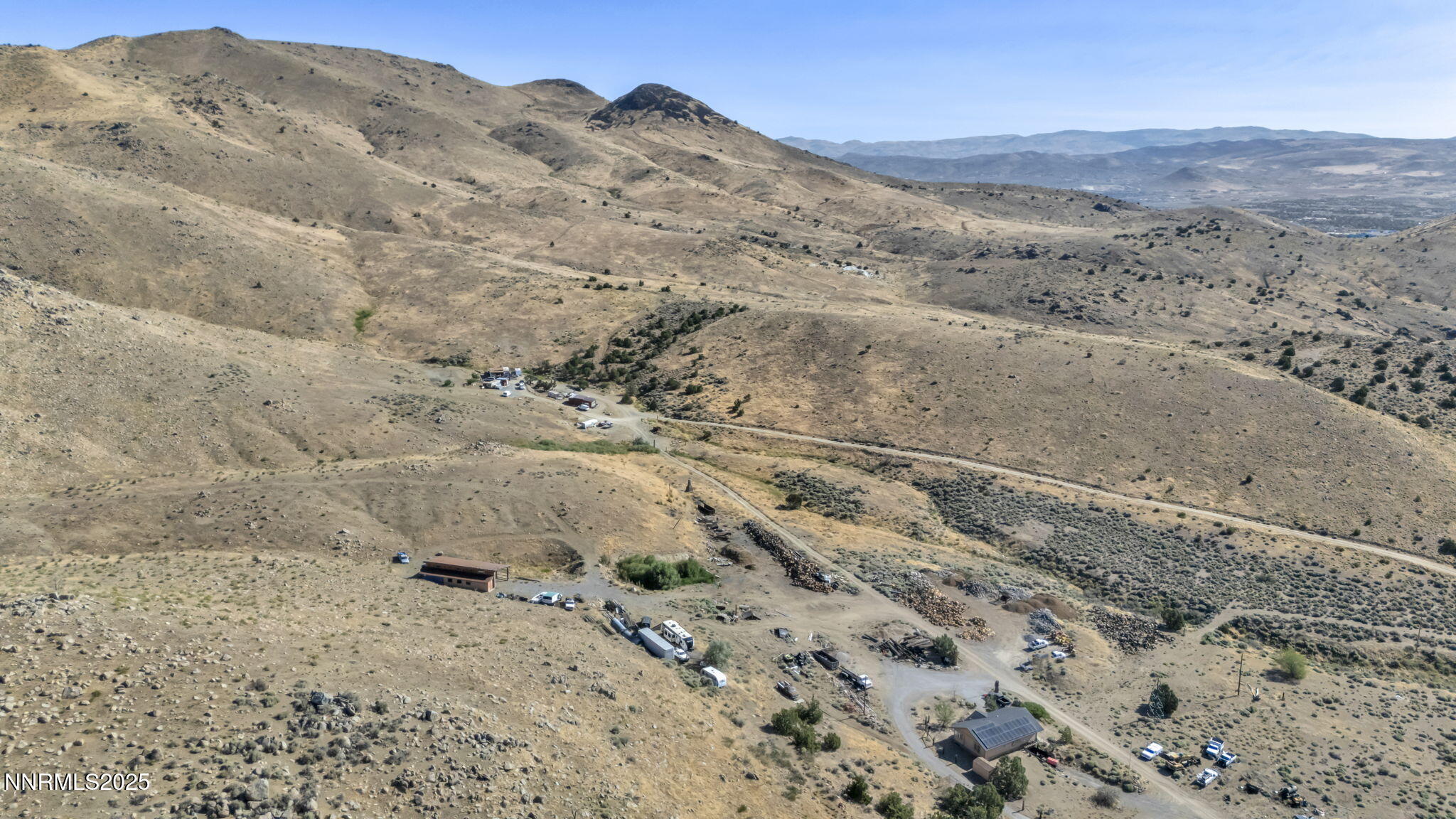 2-web-or-mls-8560-chimney-rd