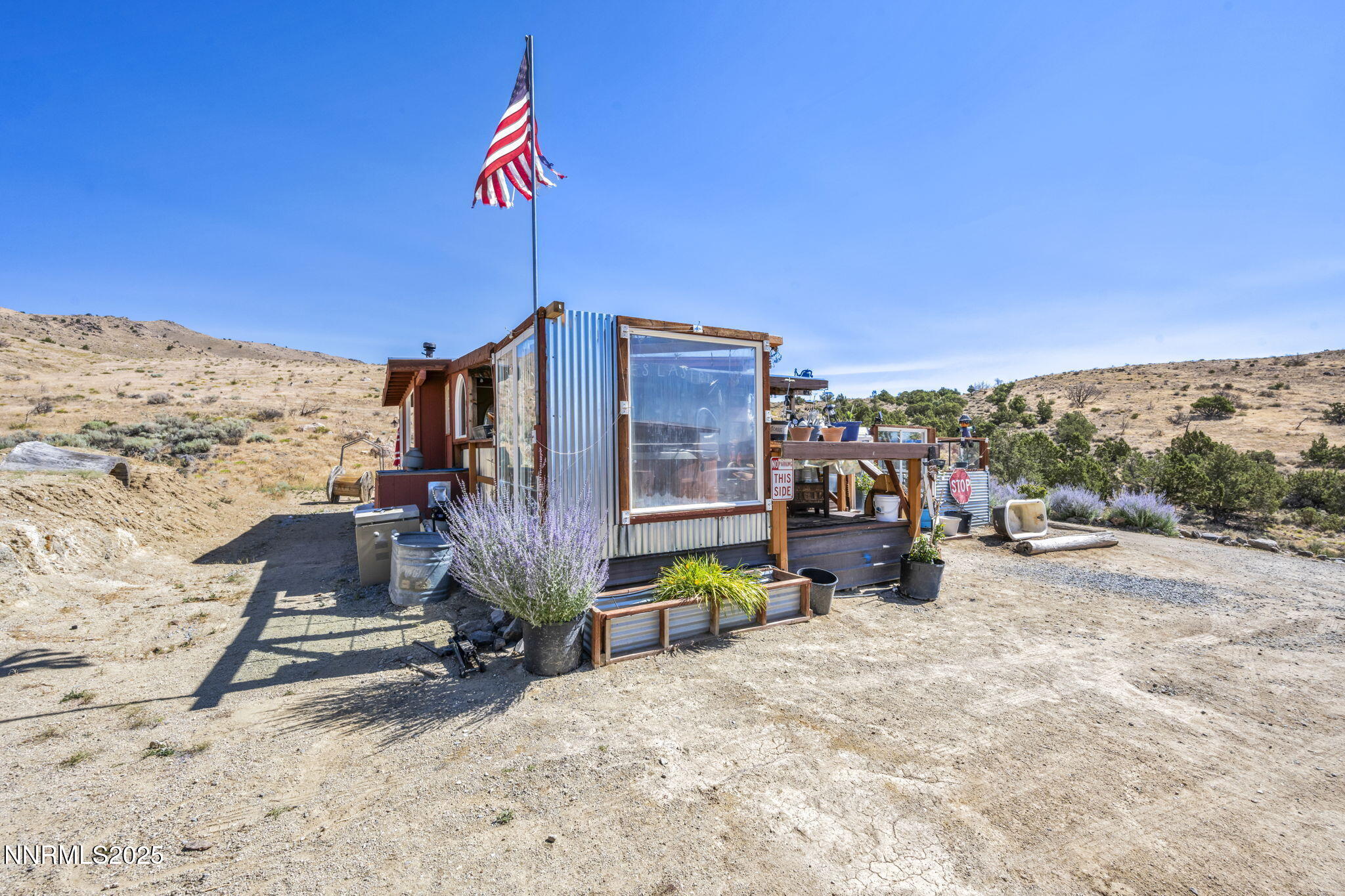 29-web-or-mls-8560-chimney-rd