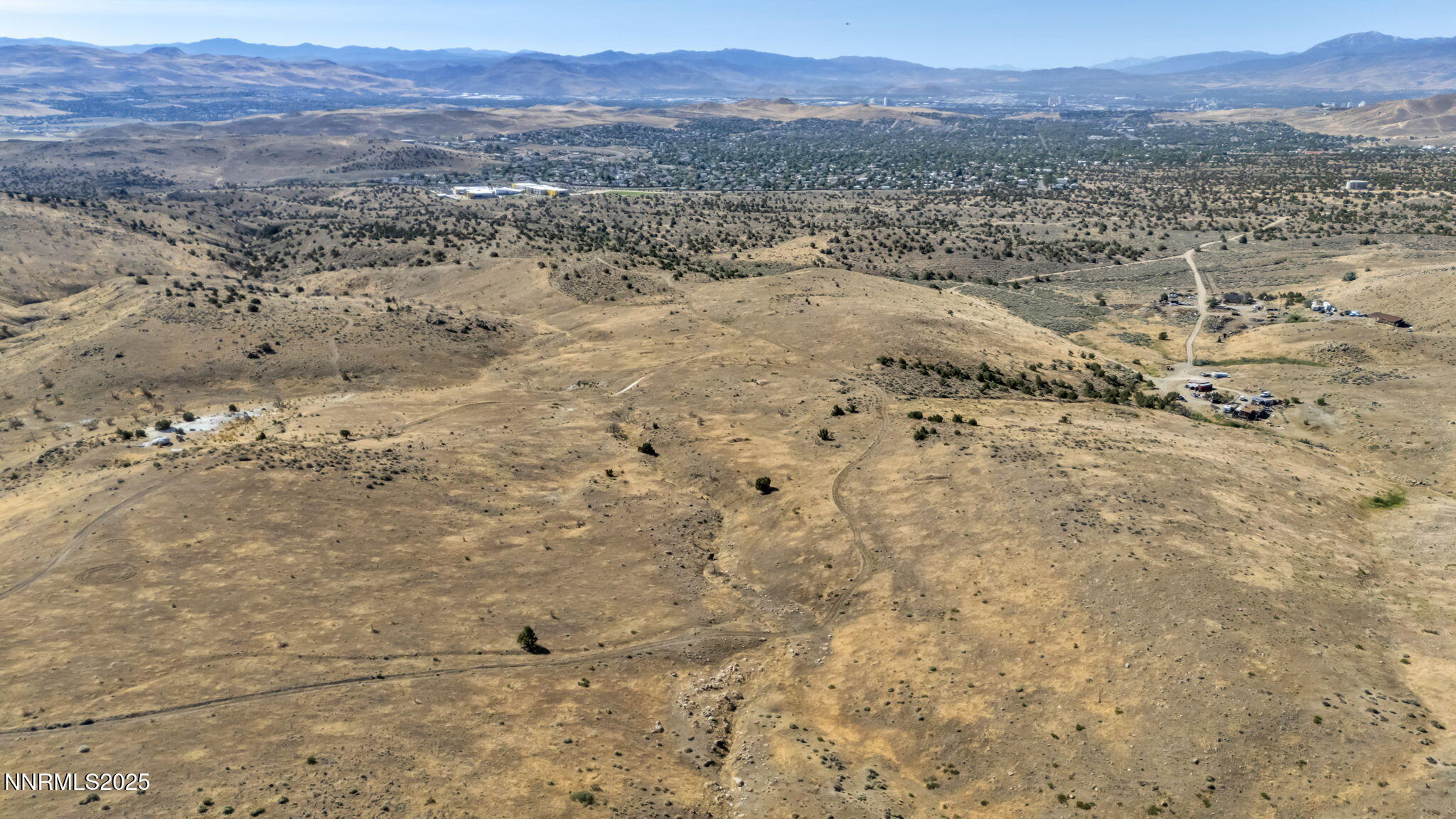 8-web-or-mls-8560-chimney-rd