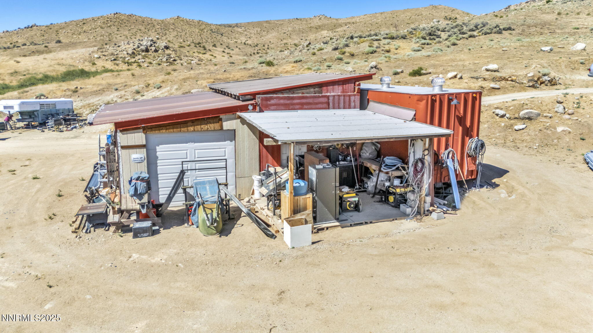 24-web-or-mls-8560-chimney-rd