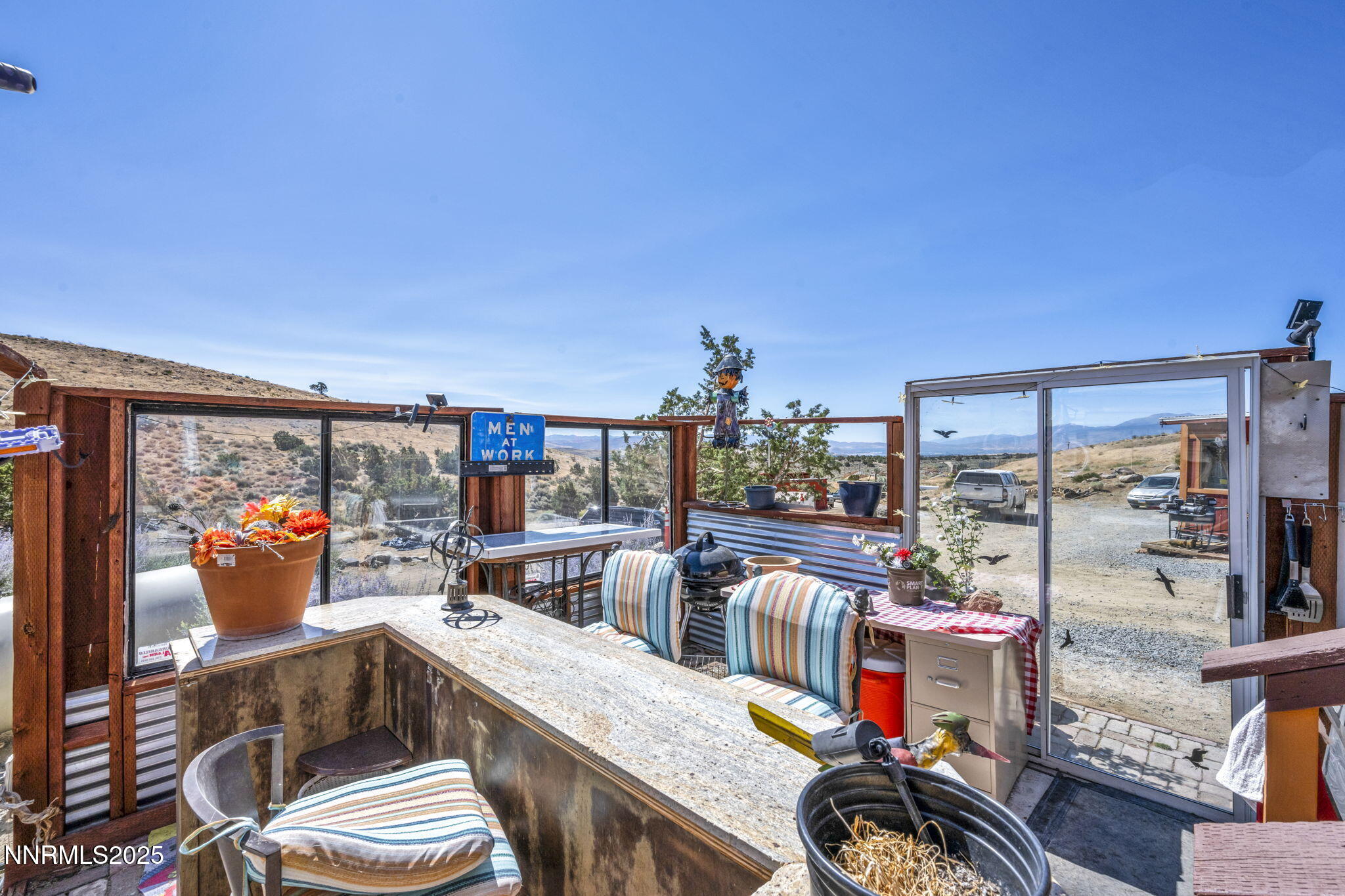 40-web-or-mls-8560-chimney-rd