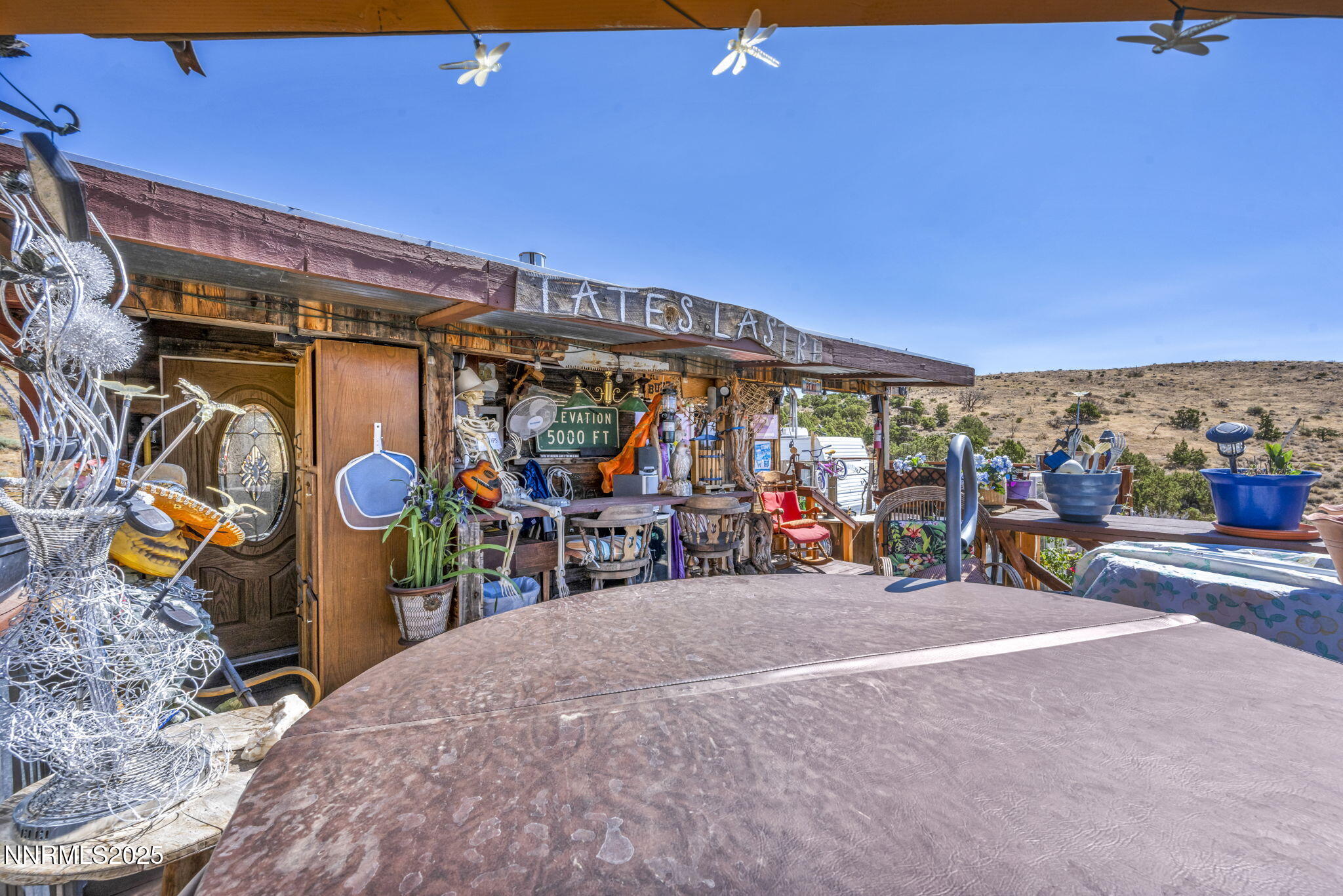 37-web-or-mls-8560-chimney-rd