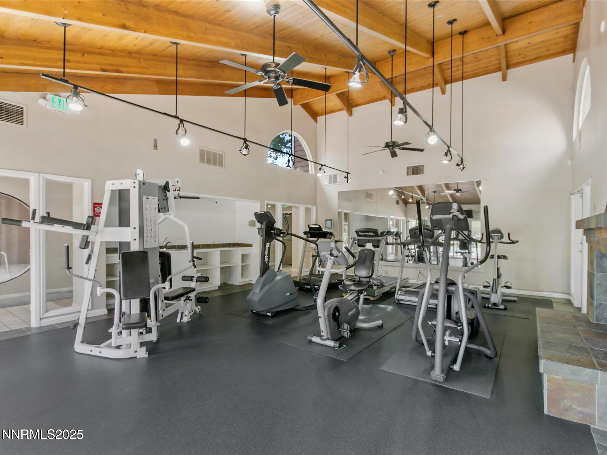 31-5-555 Patriot Blvd 233