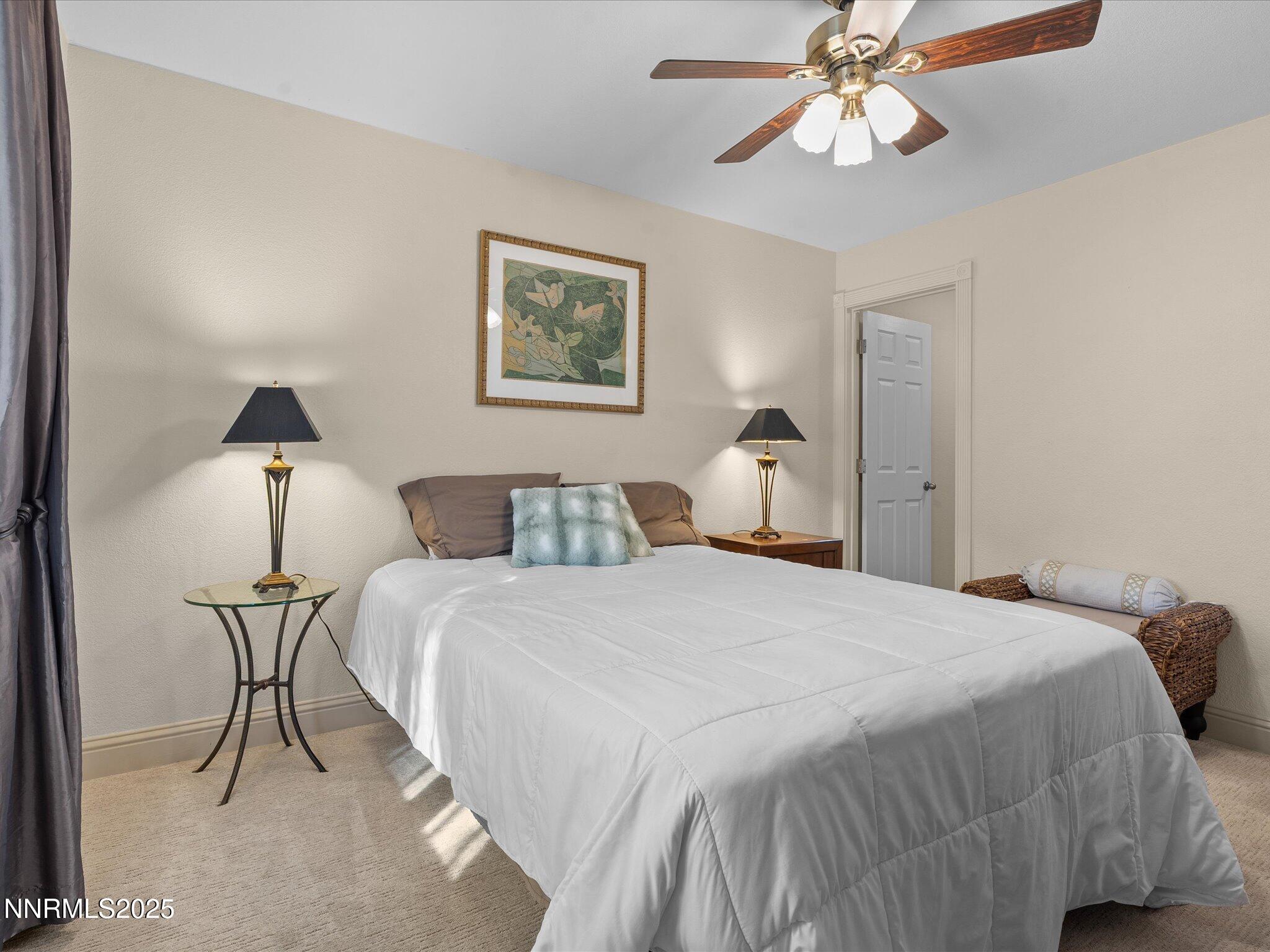 21-555 E Patriot Blvd 151-117