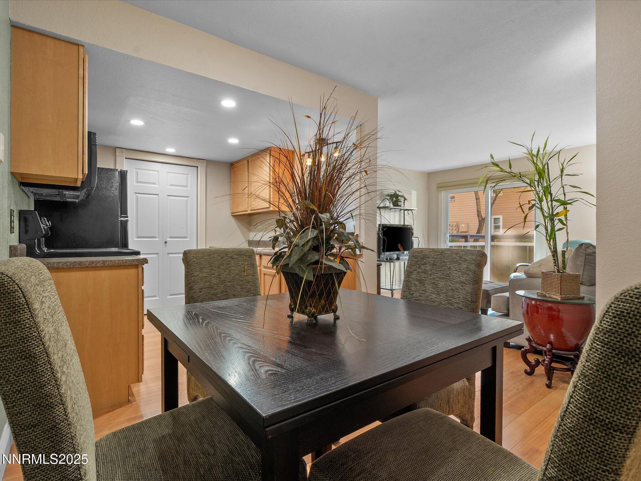 14-555 E Patriot Blvd 151-110