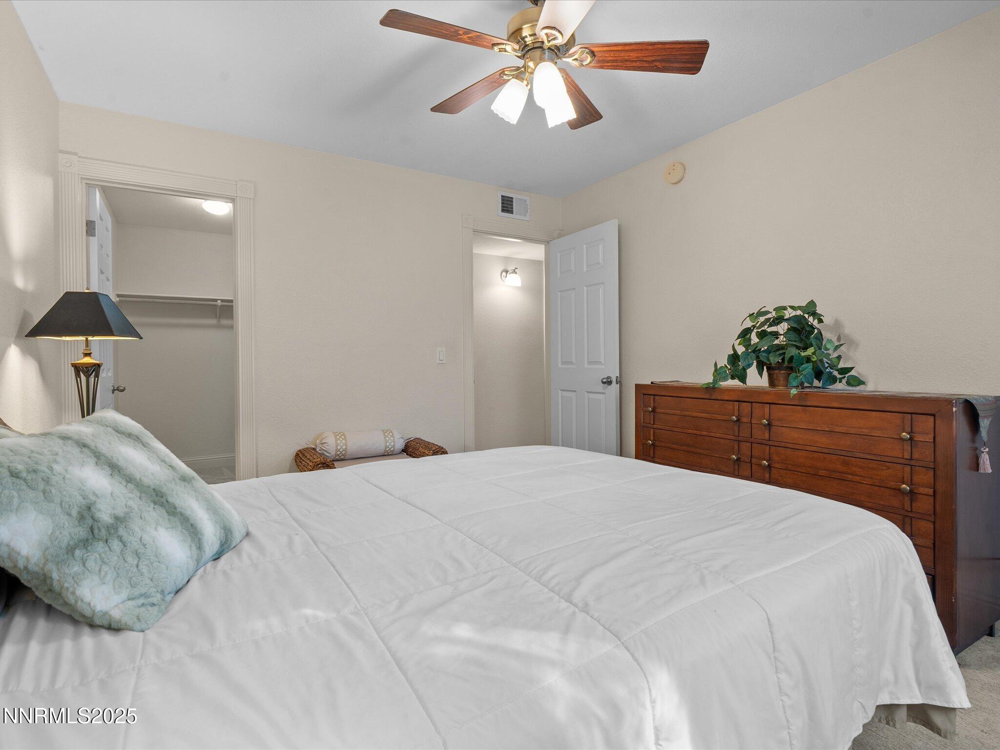 22-555 E Patriot Blvd 151-118