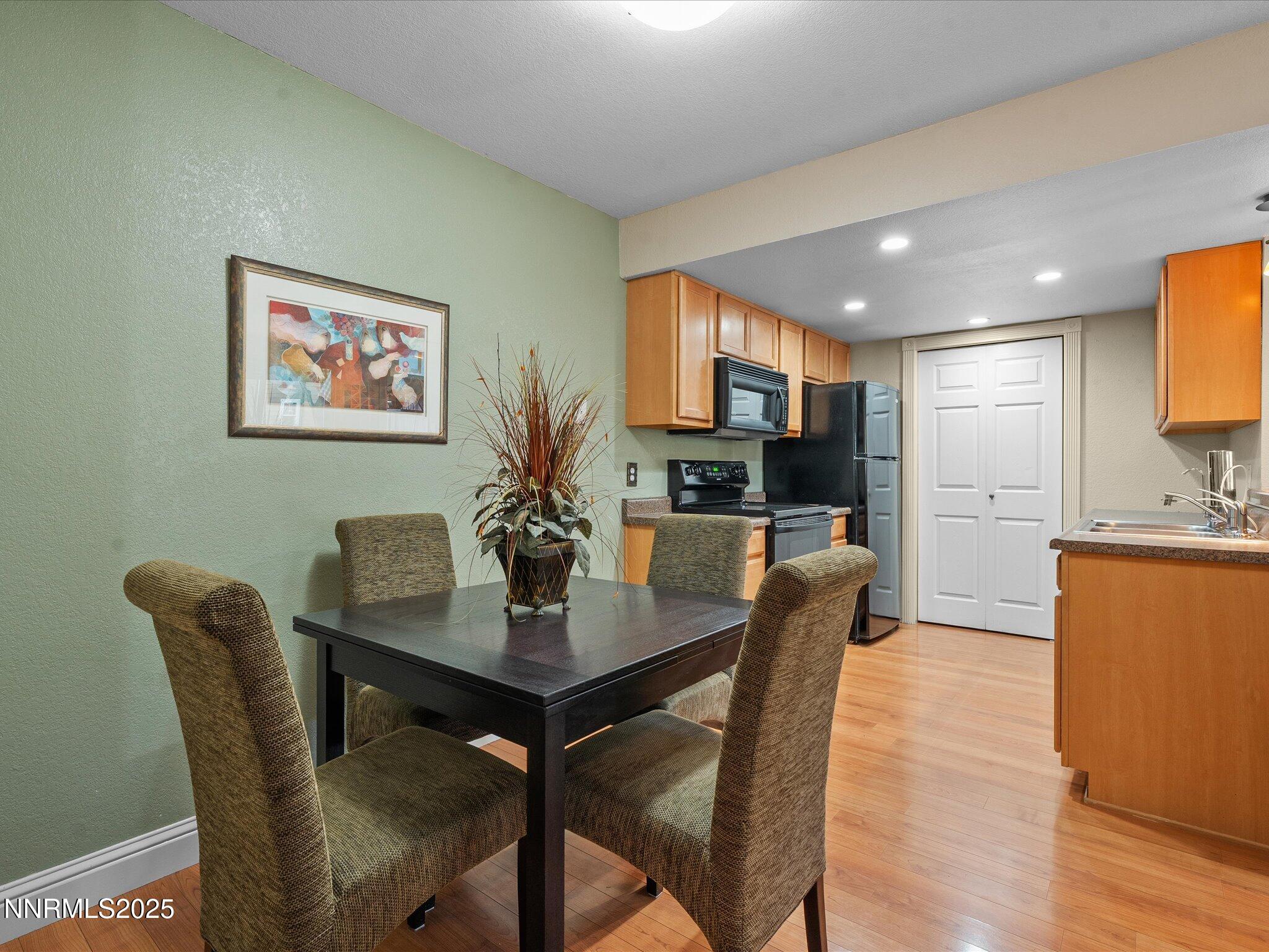 13-555 E Patriot Blvd 151-109