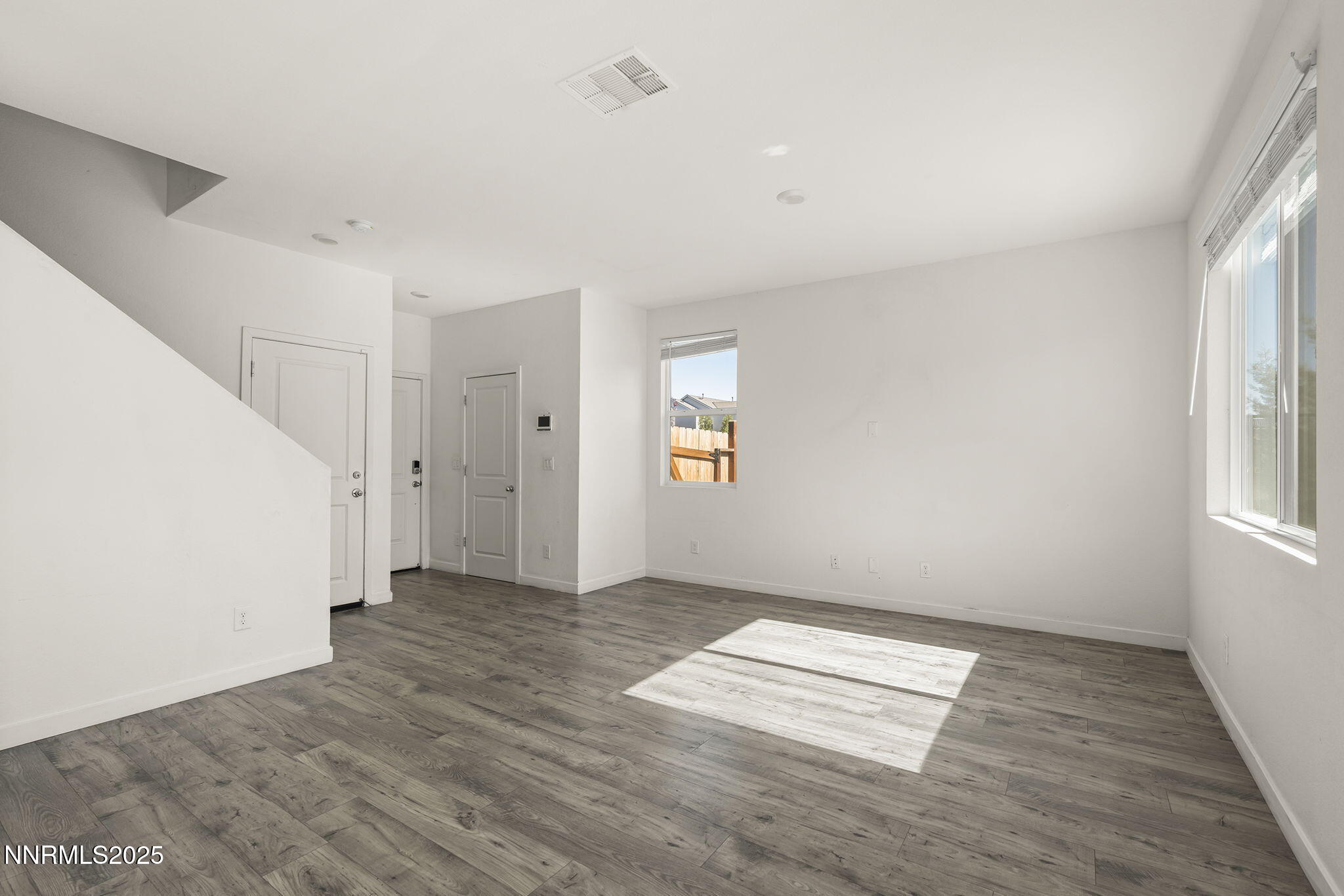 8-web-or-mls-_DSC1280