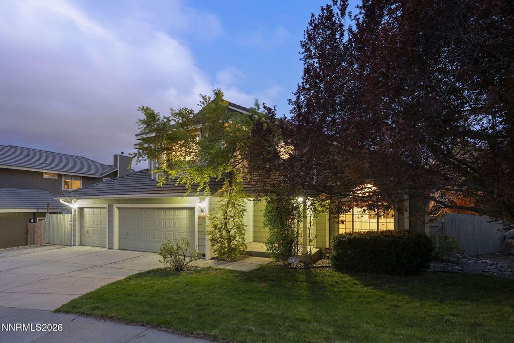 Photo of 2260 Ridgeview Terrace, Reno, NV 89519 (MLS # 260003911)