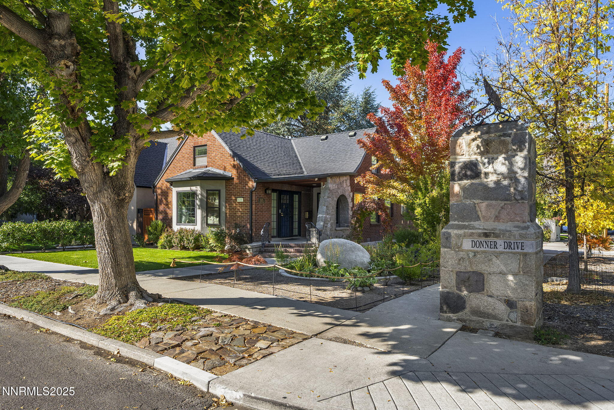 1-web-or-mls-_DSC9579