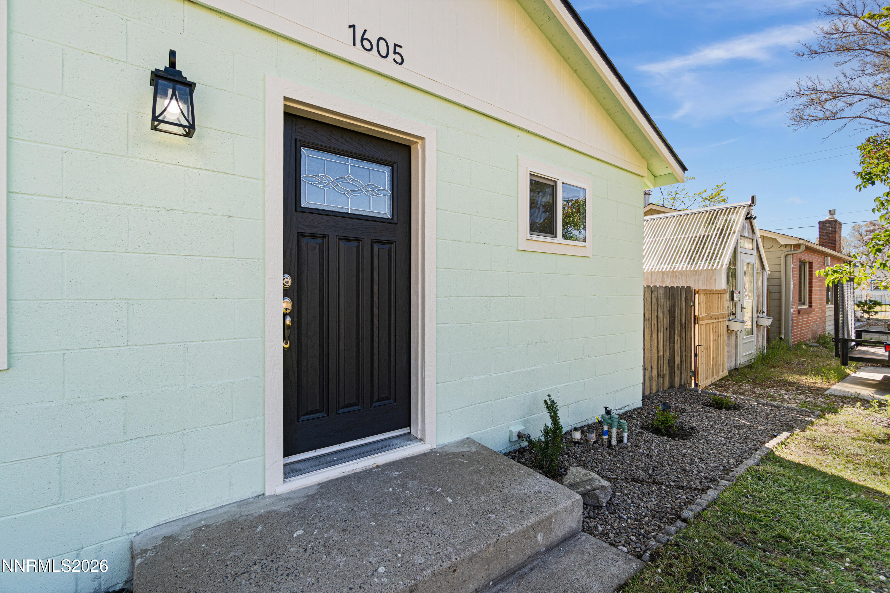 1605 N Division Street