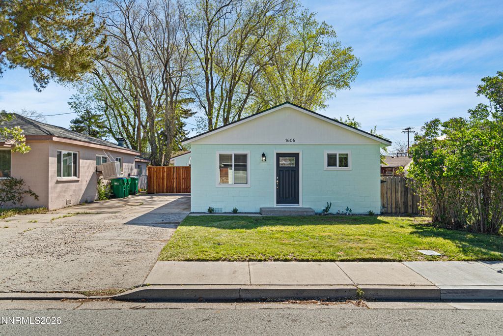 Photo of 1605 N Division Street, Carson City, NV 89703 (MLS # 260004728)