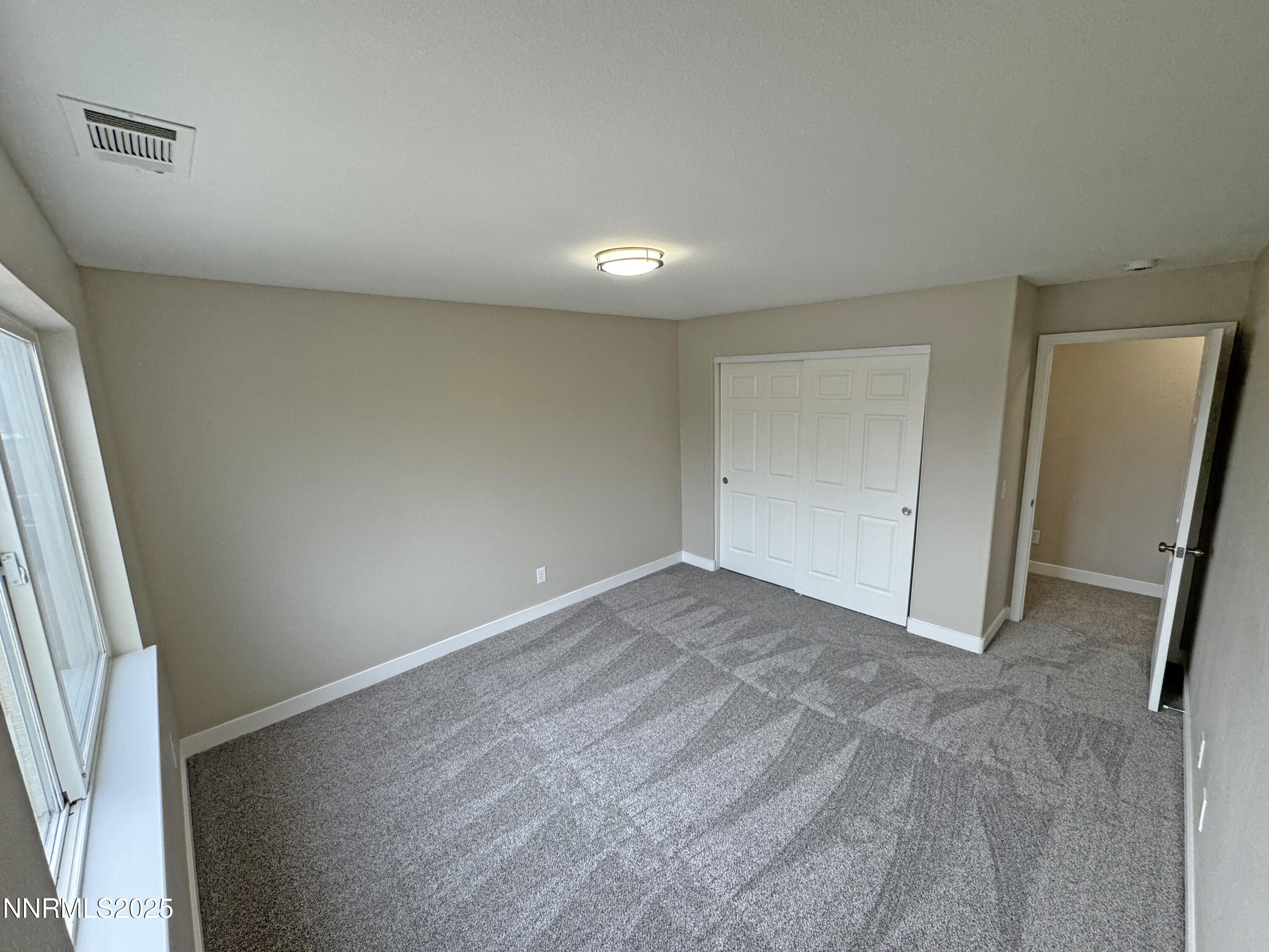 Upstairs Bedroom 2 (1)