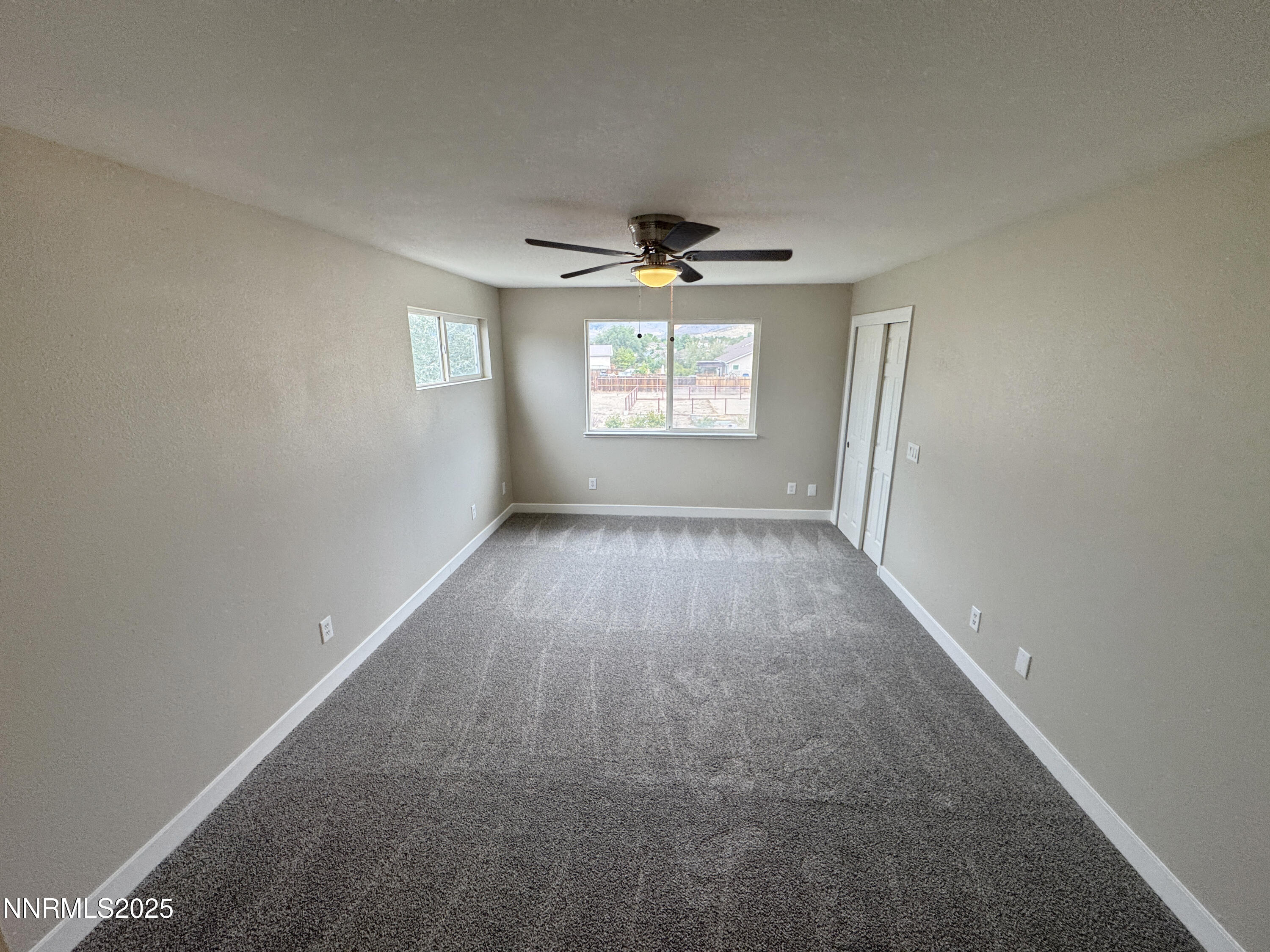 Upstairs Bedroom One (4)