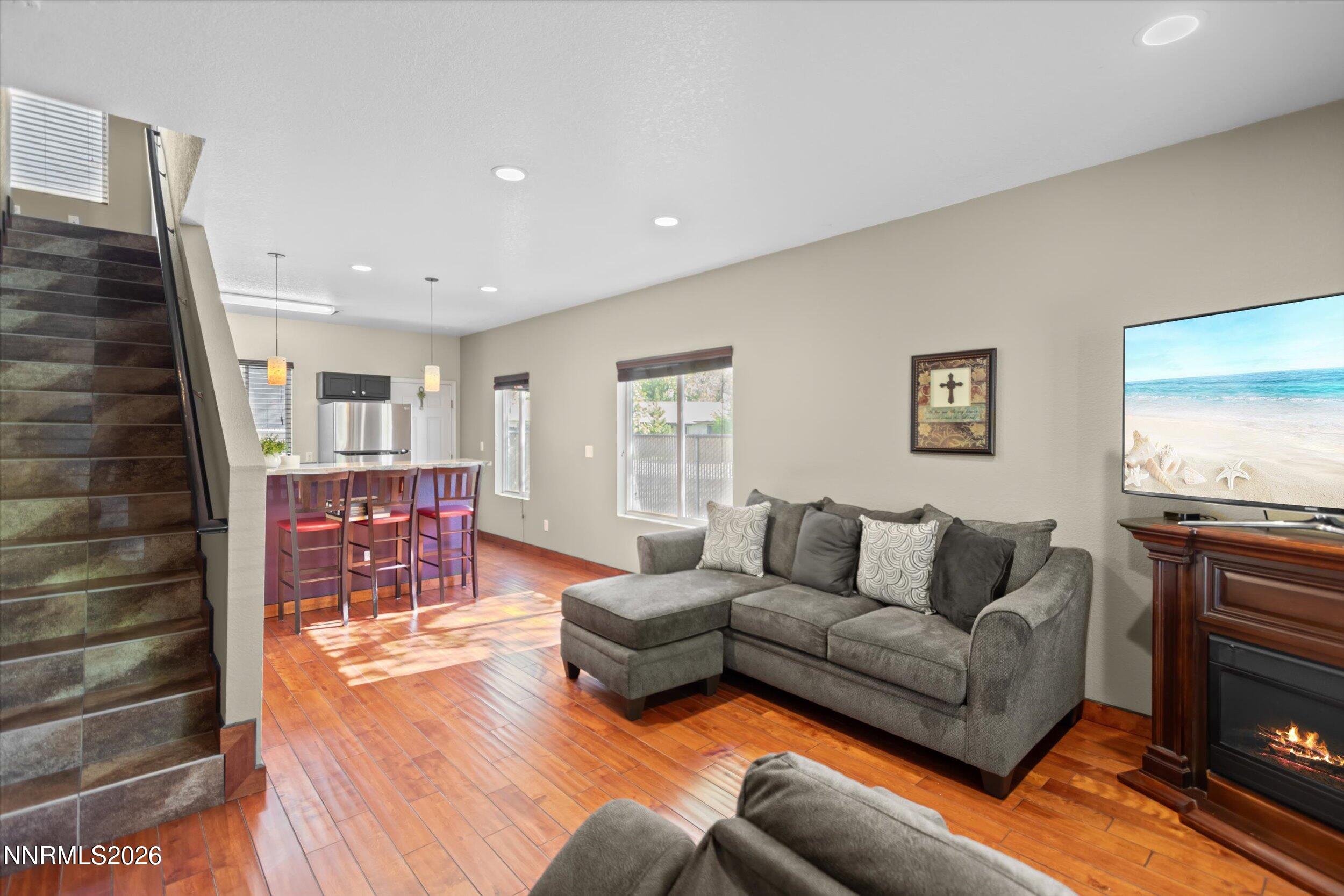 1317 Powell Lane