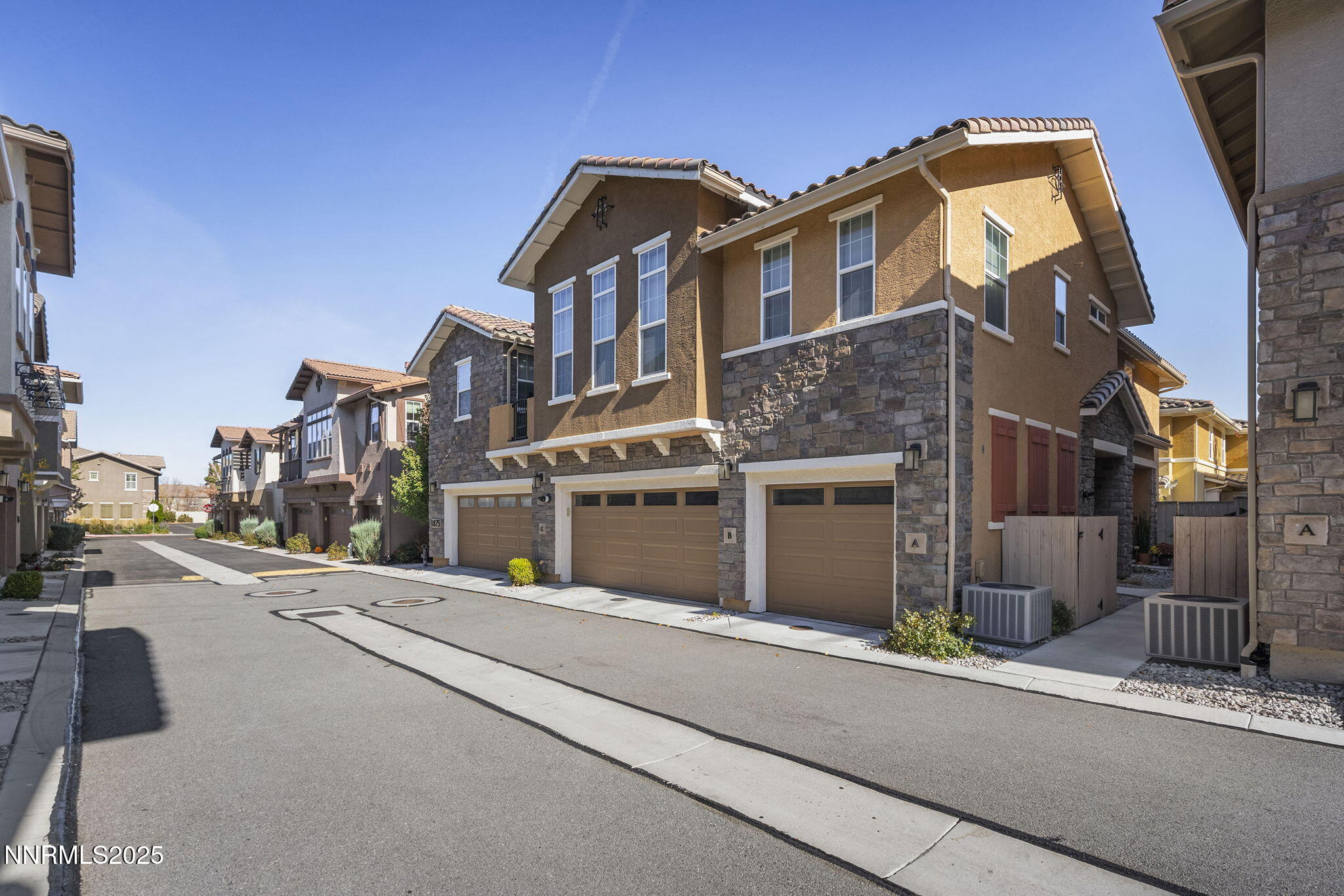 3-web-or-mls-_DSC0955