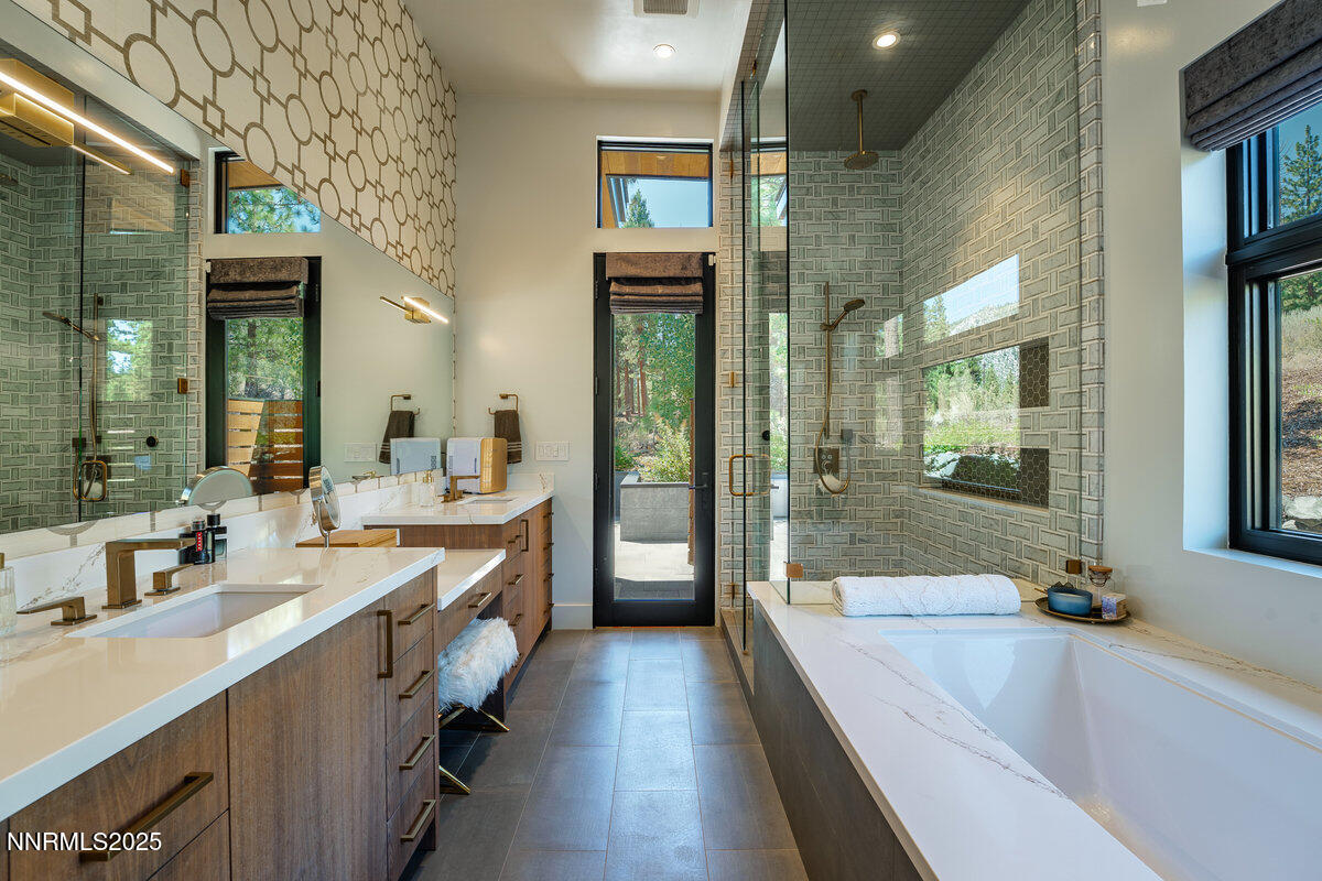 Luxurious Primary Bath