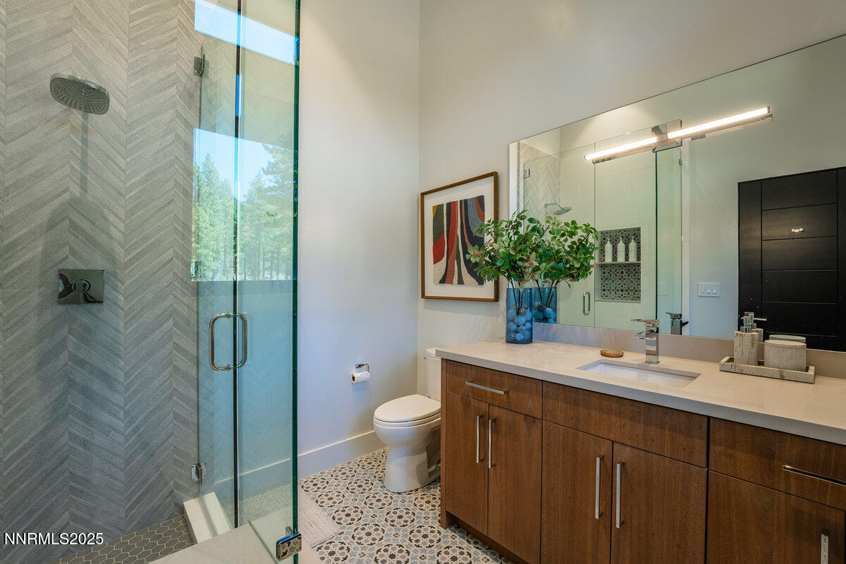 Bathroom 4