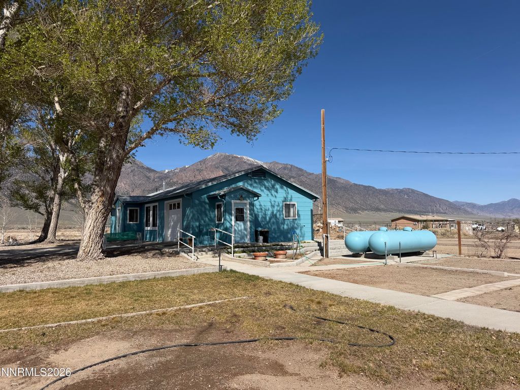 Photo of 100 Larson Boulevard, Round Mountain, NV 89045 (MLS # 260003604)