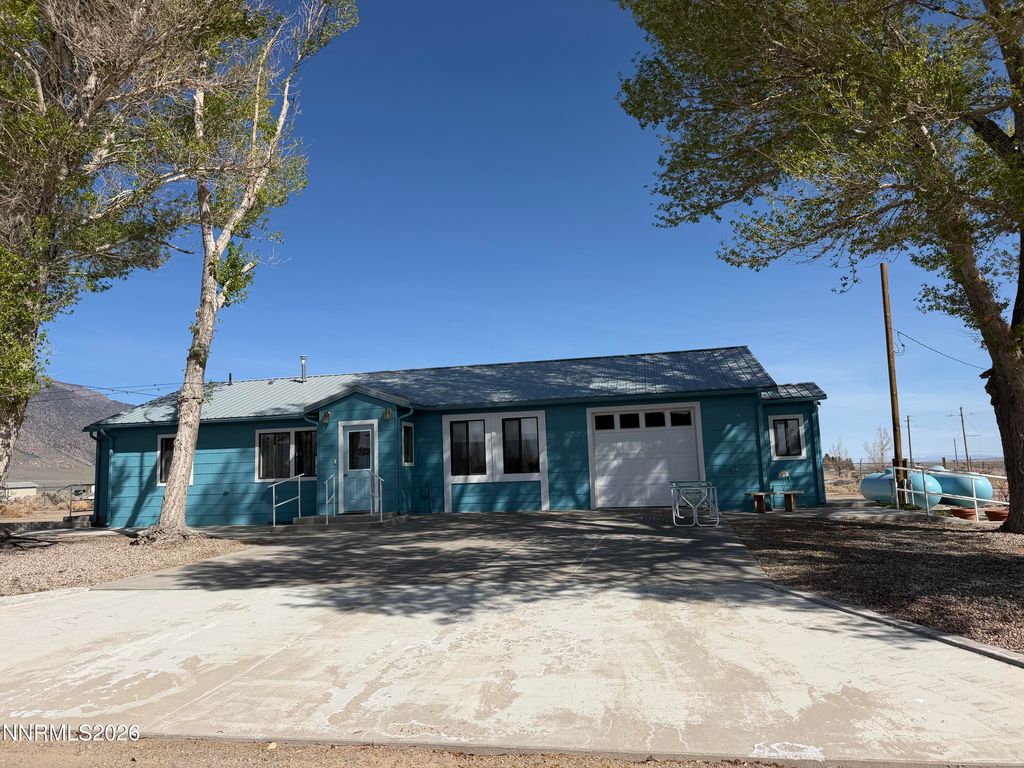 Photo of 100 Larson Boulevard, Round Mountain, NV 89045 (MLS # 260003604)