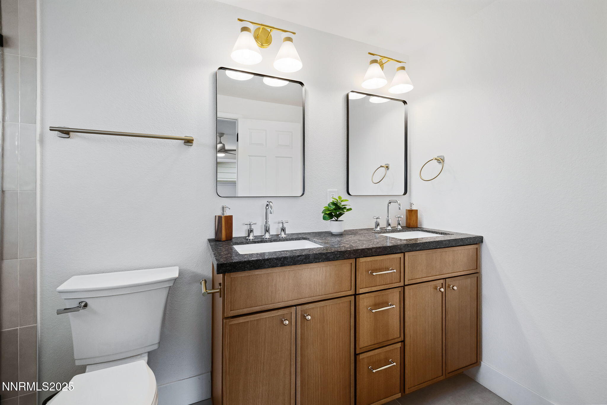 28-web-or-mls-575 Northstar-29