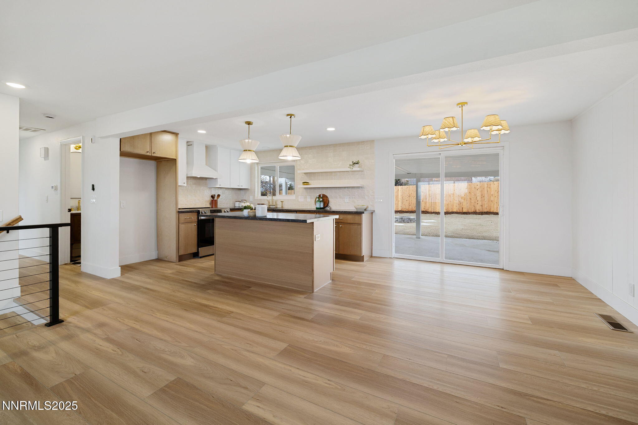 12-web-or-mls-575 Northstar-13