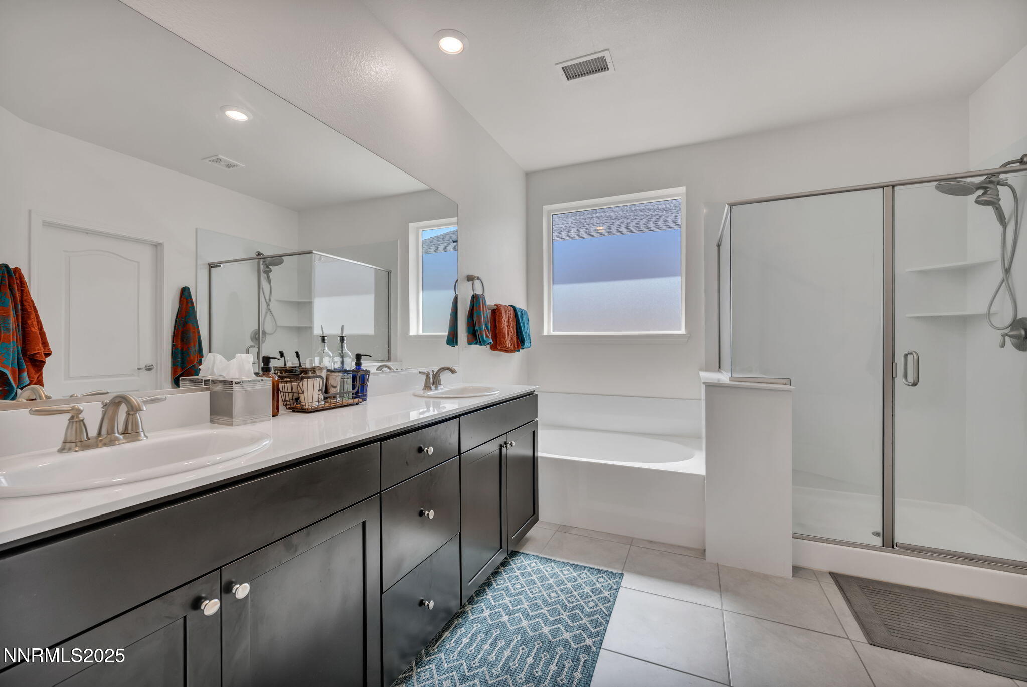 55-web-or-mls-7325-overture-dr