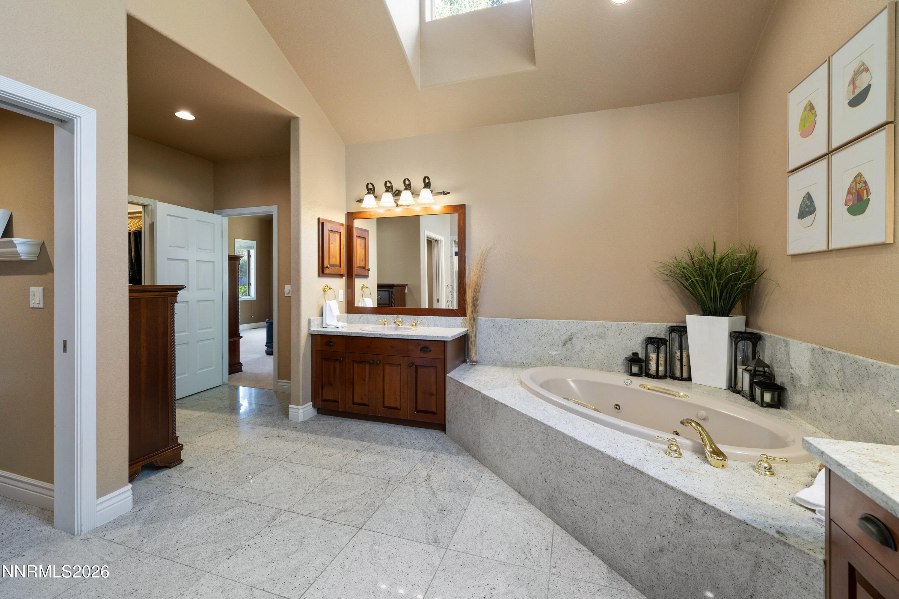 024_25-print-102_w_willis-26_715