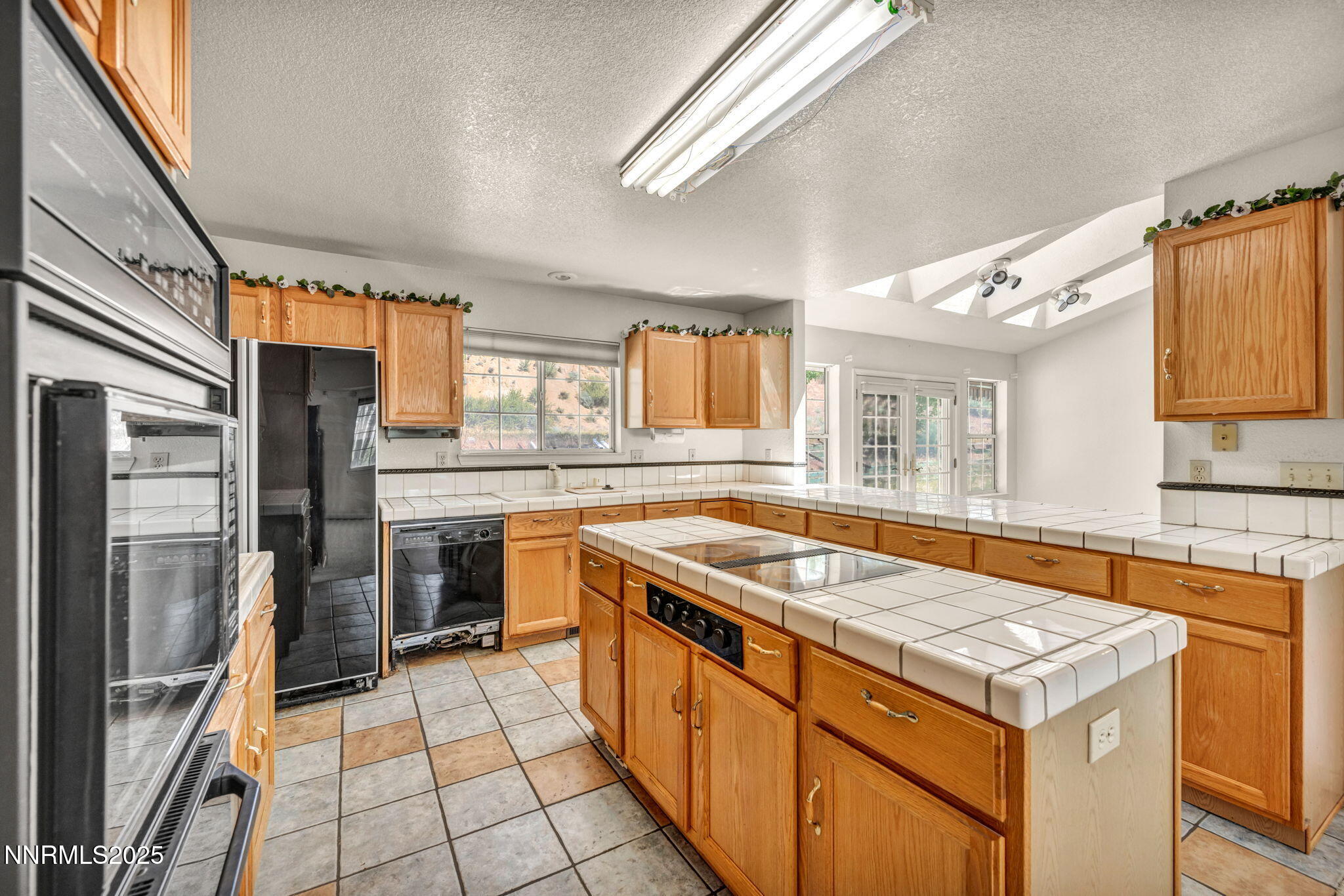 Washoe Valley, Nevada 89704, United States, 3 Bedrooms Bedrooms, ,2 BathroomsBathrooms,Residential,Pending,140096