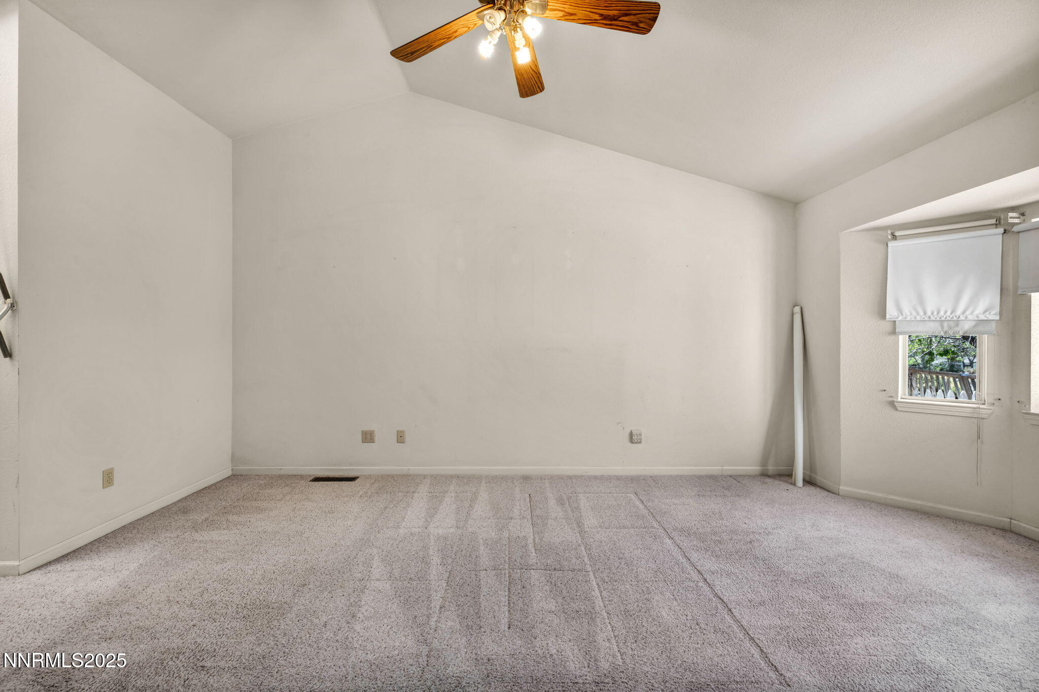 Washoe Valley, Nevada 89704, United States, 3 Bedrooms Bedrooms, ,2 BathroomsBathrooms,Residential,Pending,140096