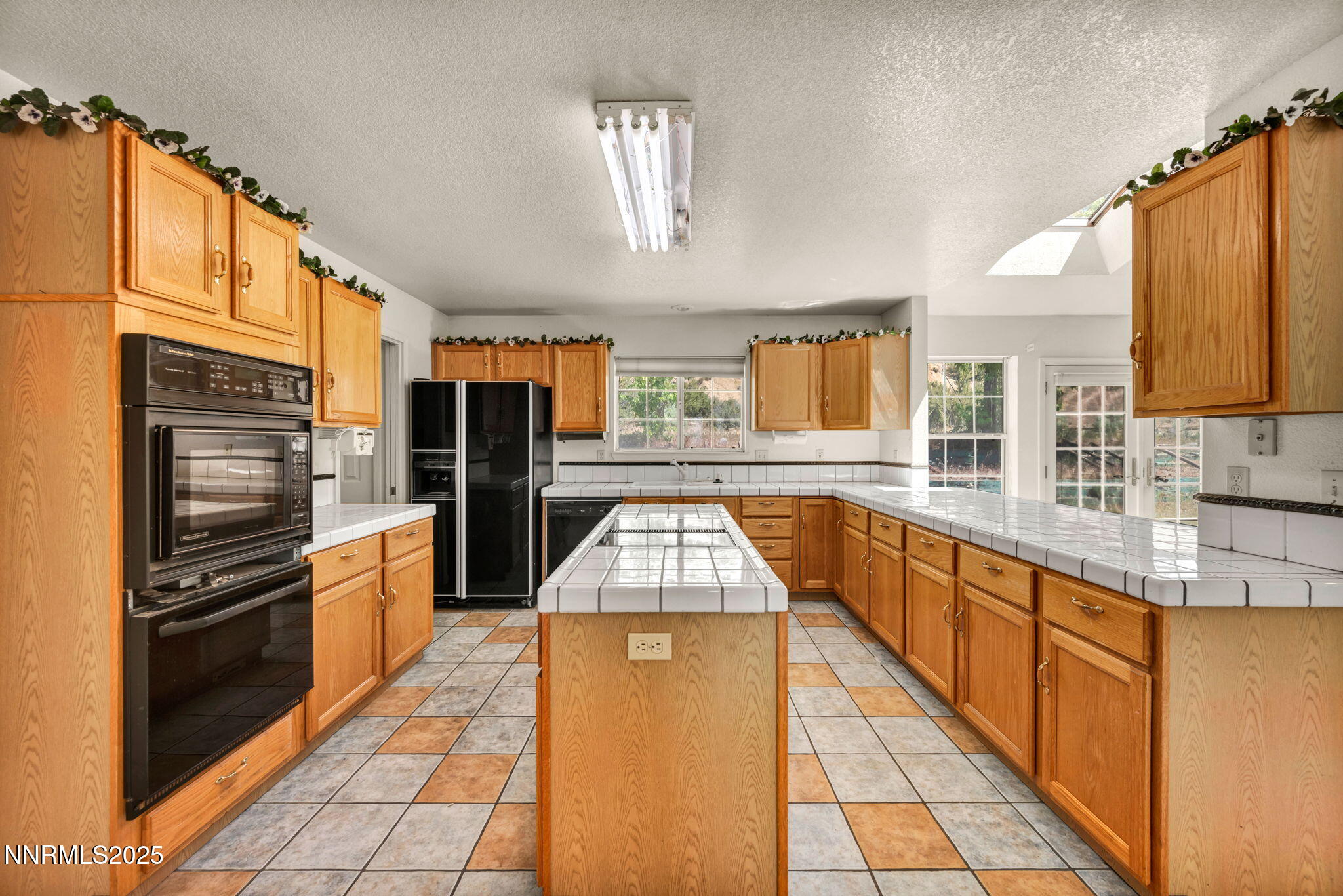 Washoe Valley, Nevada 89704, United States, 3 Bedrooms Bedrooms, ,2 BathroomsBathrooms,Residential,Pending,140096